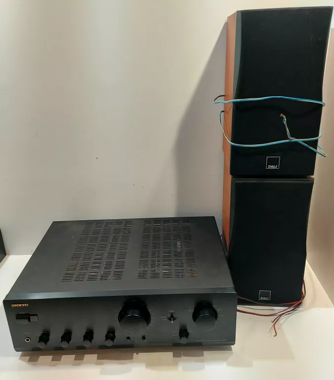 WZMACNIACZ ONKYO A-9511 + DALI CONCEPT 1 - KOLUMNY GŁOŚNIKOWE