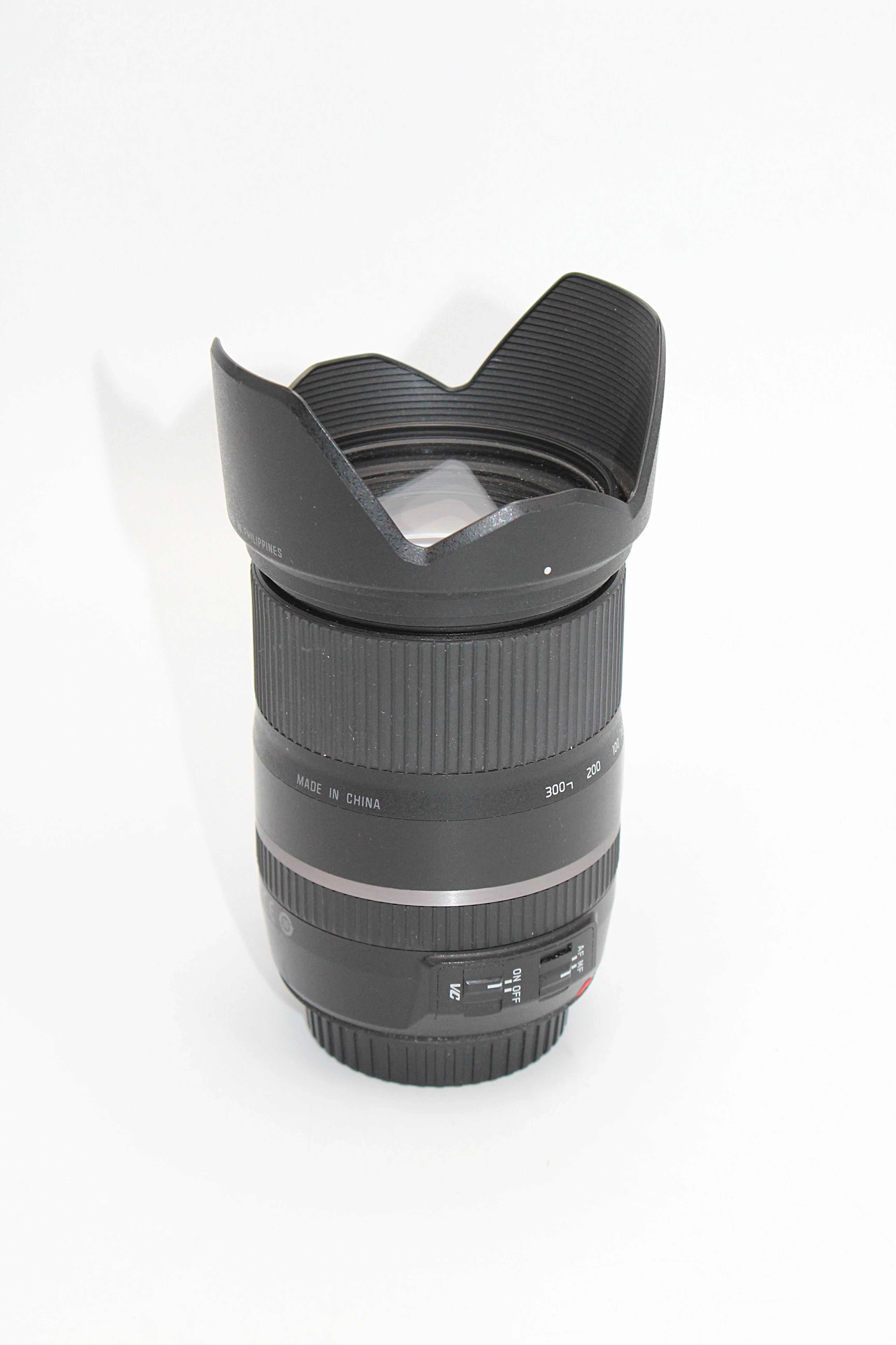 obiektyw-tamron-16-300-mm-f35-63-di-ii-vc-pzd-macro-glogowska-160-poznan