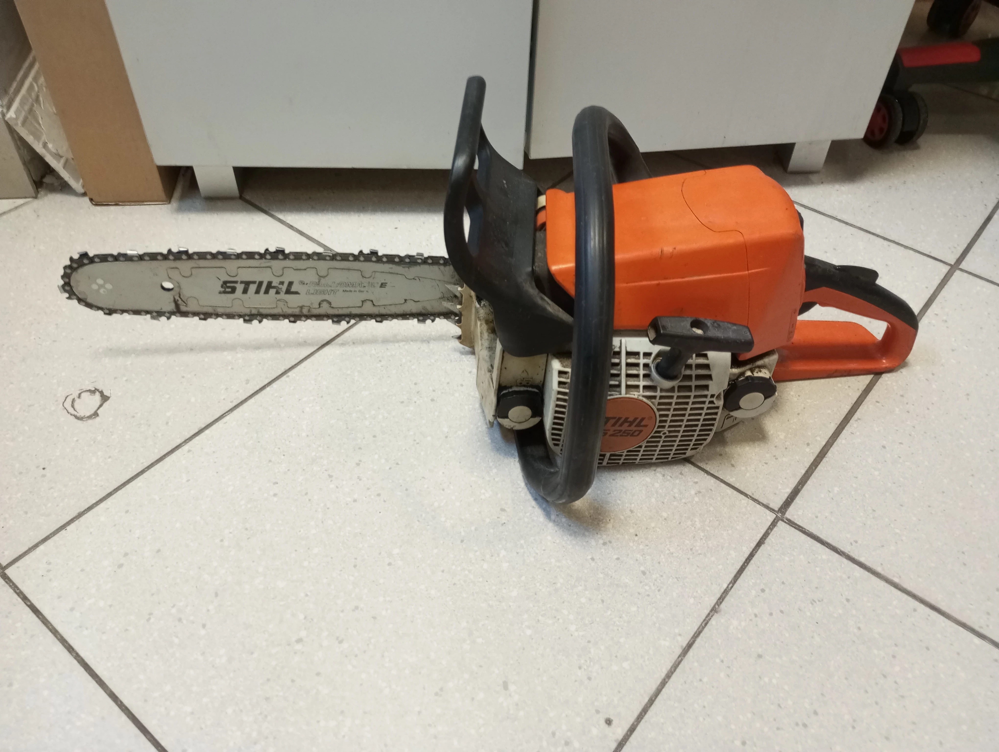 pila-spalinowa-stihl-ms-250-noniewicza-93-suwalki-lupus-spj