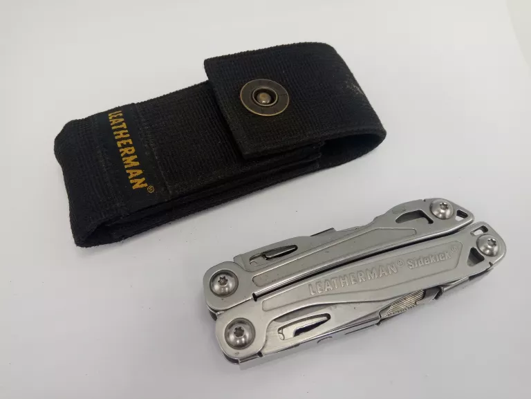 multitool-leatherman-sidekick-z-kabura-opis-grawer-stan-uzywany