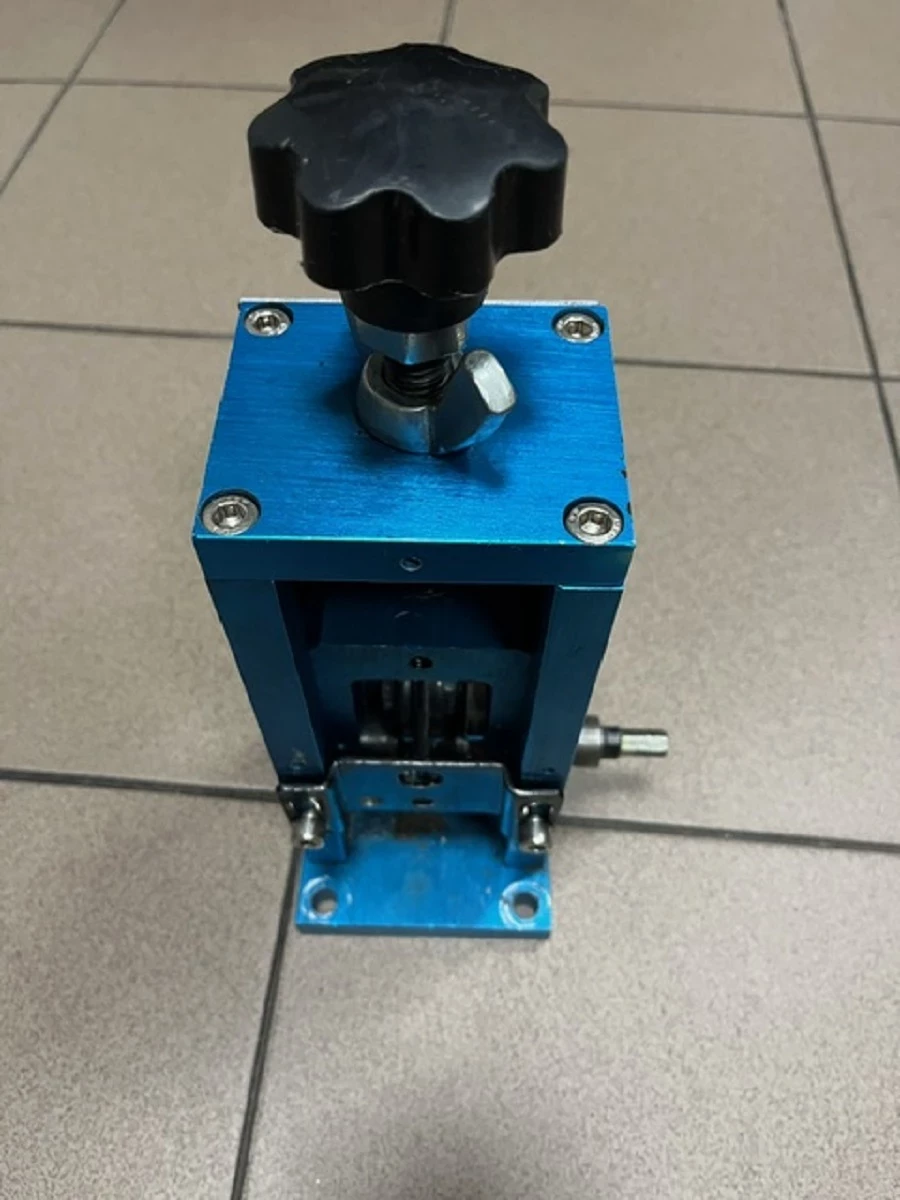 rnz-maszyna-do-kabli-wojska-p-53-piotrkow-trybunalski