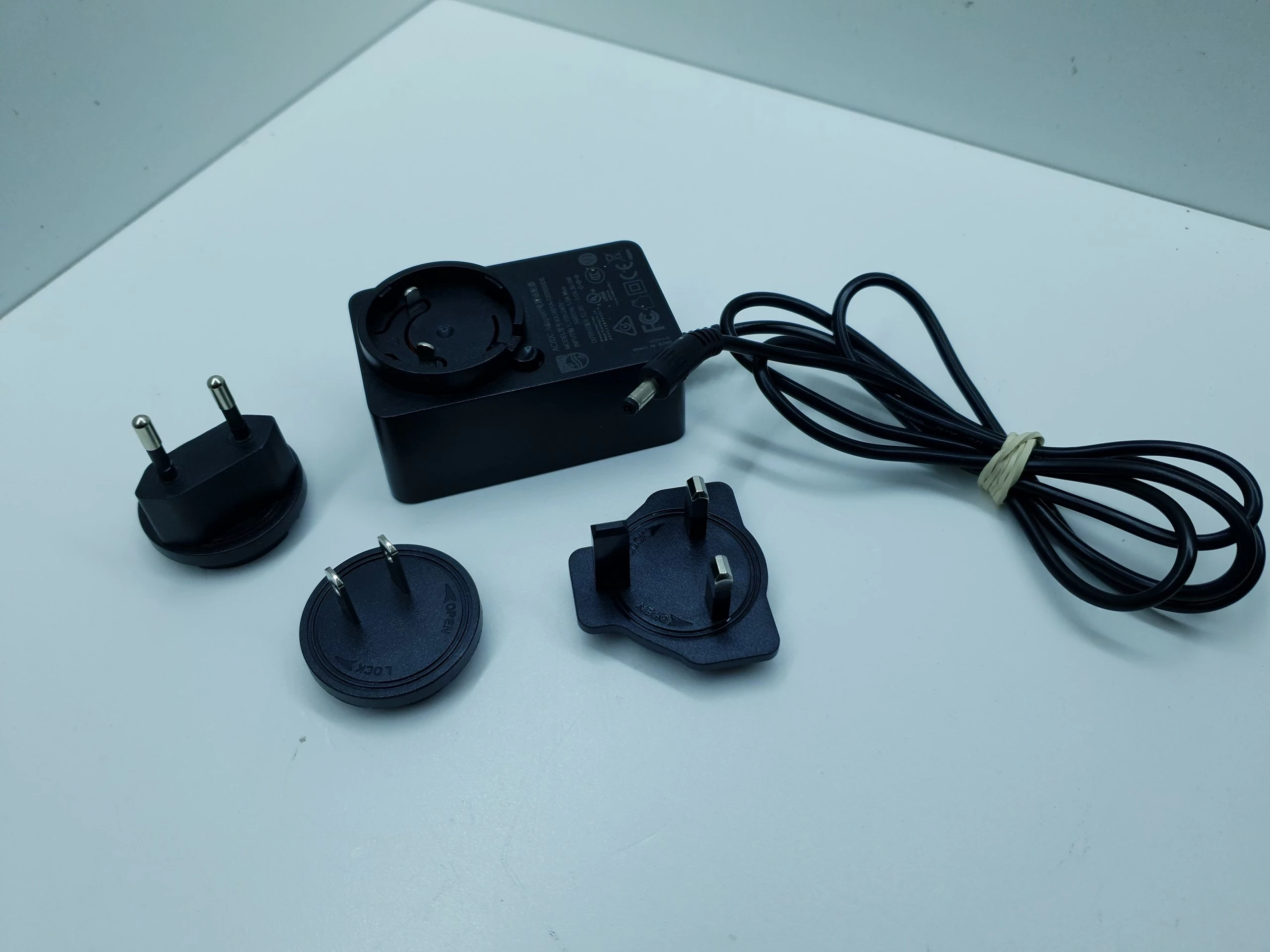 projektor-bezprzewodowy-philips-picopix-micro-2-komplet-kod-producenta-ppx340int