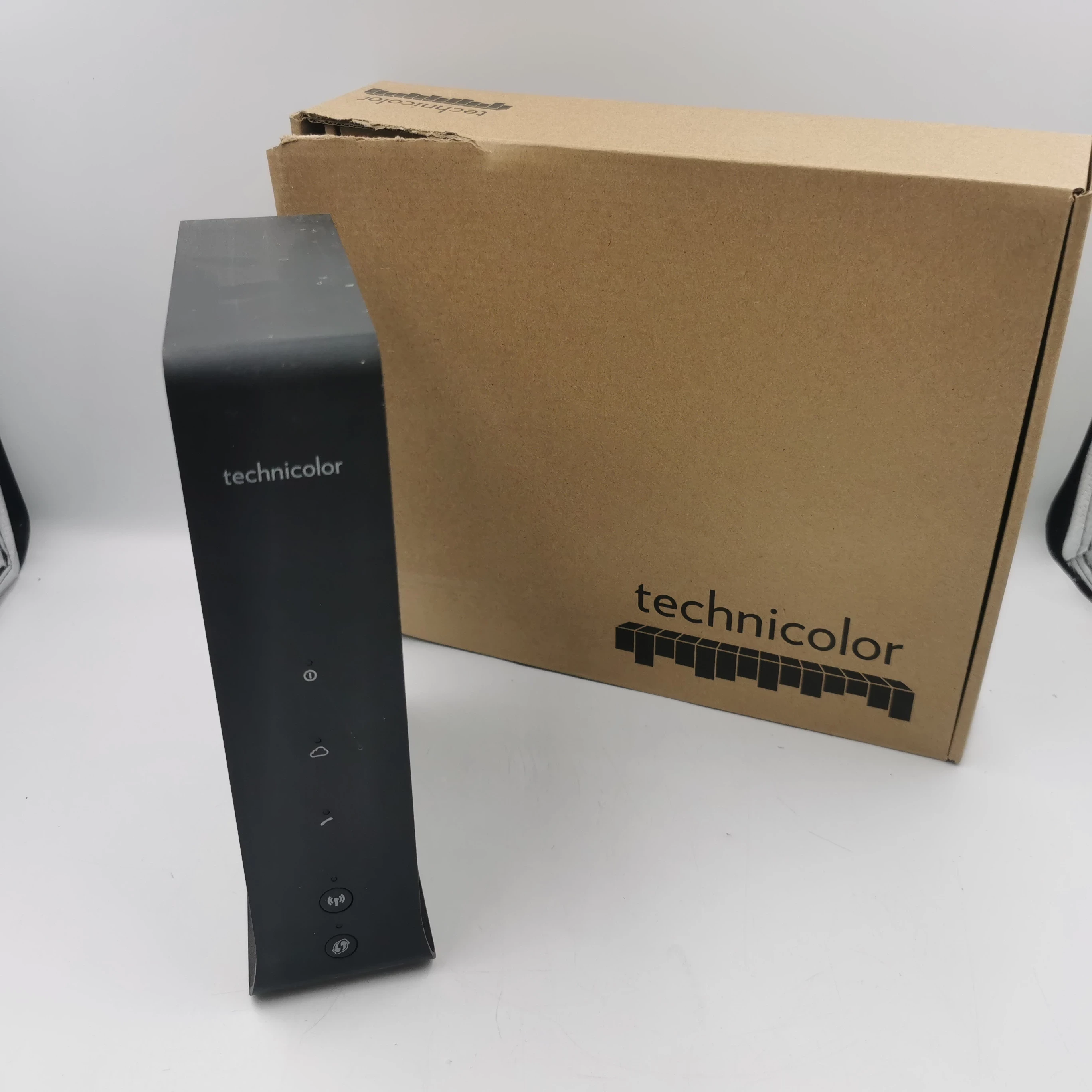 router-technicolor-cga4236tch1-model-cga4236tch1