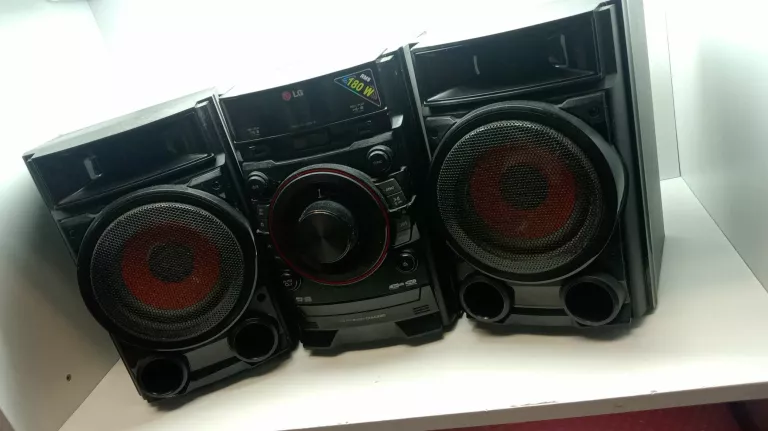 MINI WIEŻA LG CM4330 Z GŁOŚNIKAMI