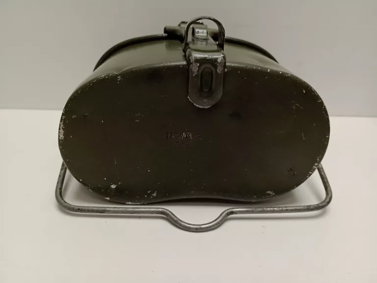 ZABYTKOWA MENAŻKA WOJSKOWA ALUMINOWA ZIELONA 1955R.