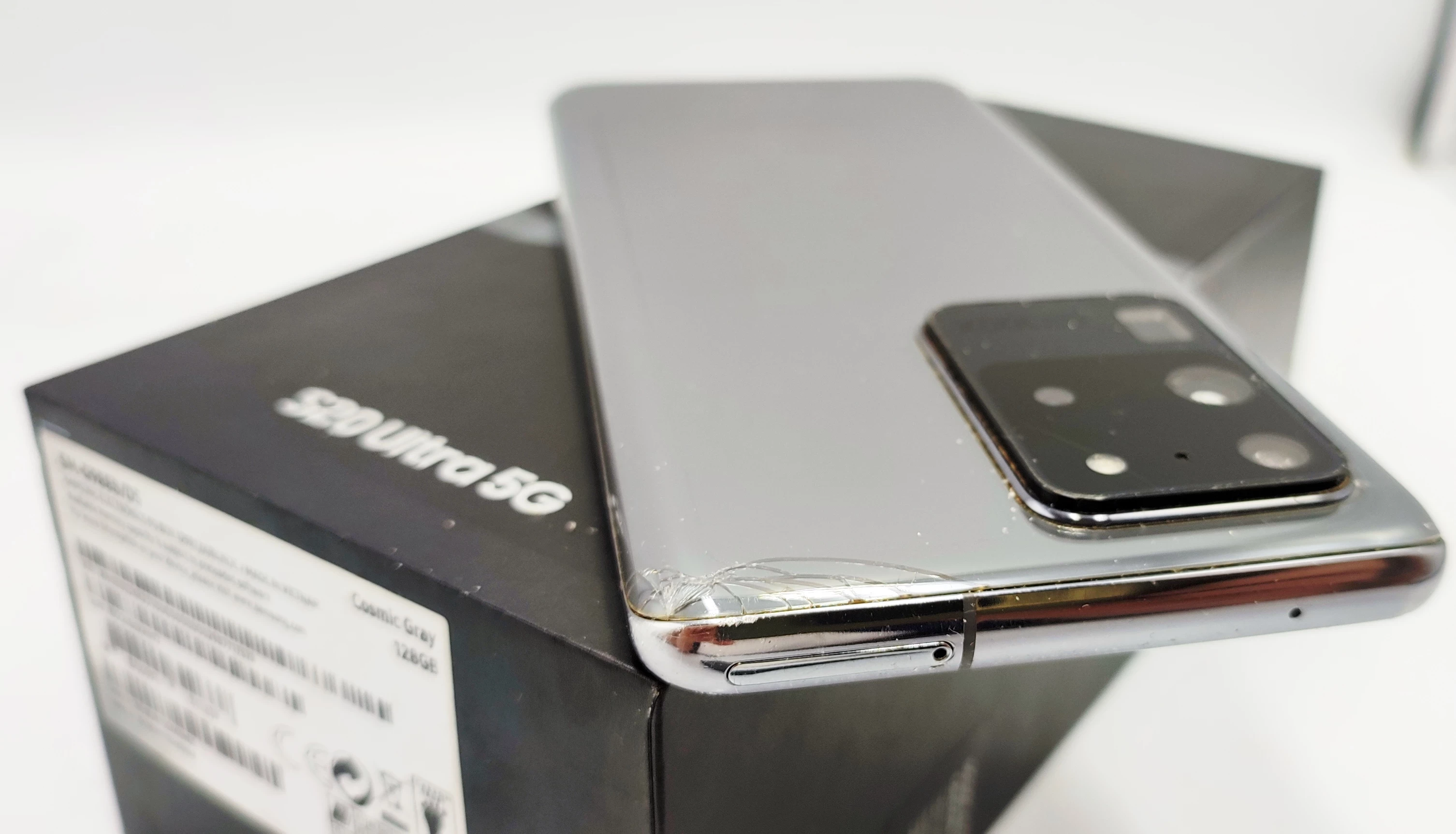 telefon-samsung-s20-ultra-pud-kod-producenta-sm-g988bzadeue