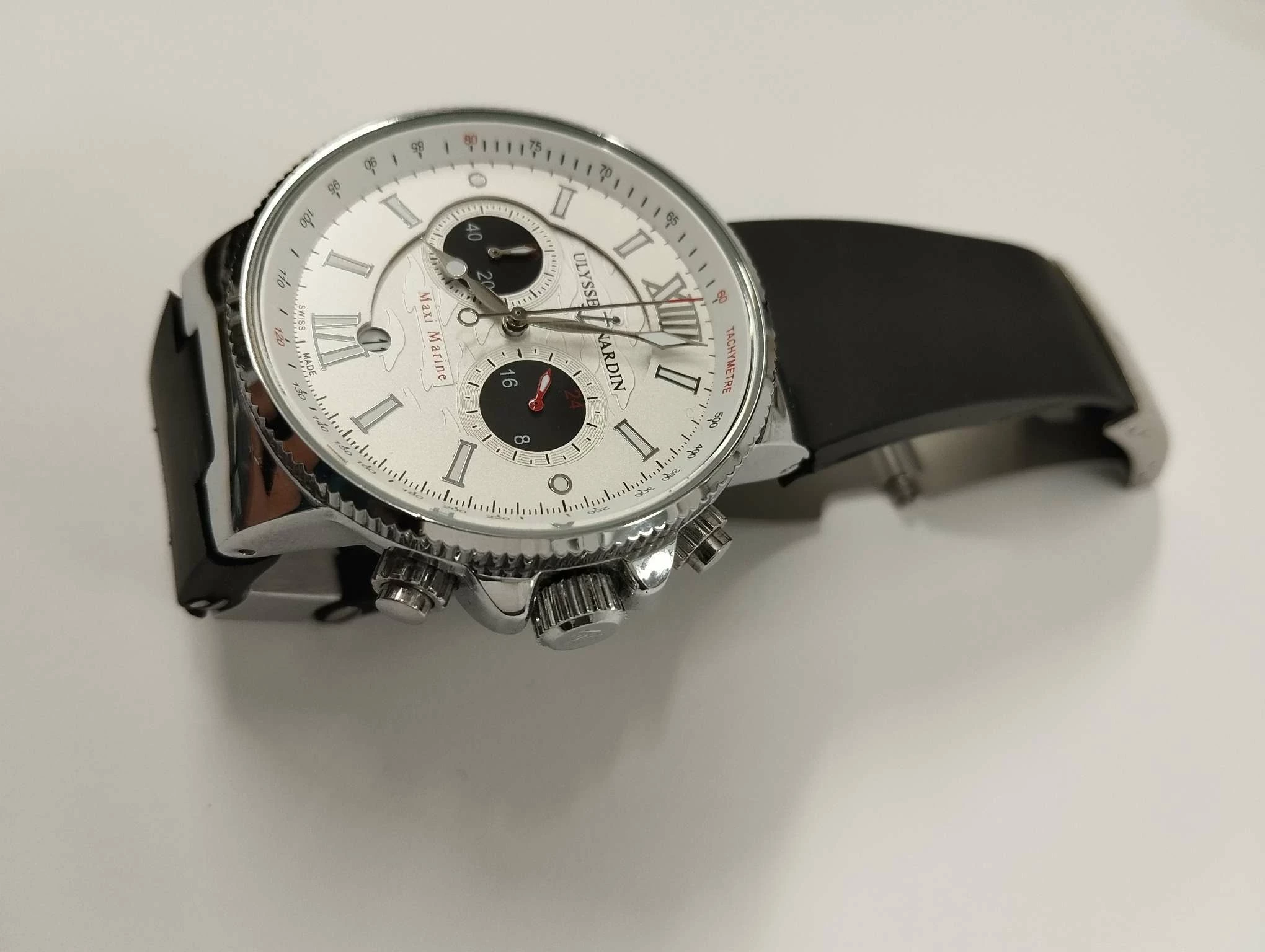 zegarek-ulysse-nardin-maxi-marine-rodzaj-analogowe