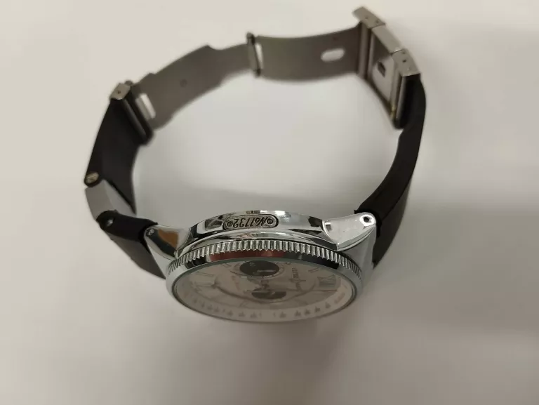 zegarek-ulysse-nardin-maxi-marine-stan-uzywany