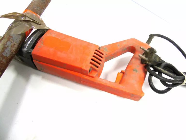 WIBRATOR ZAGĘSZCZARKA DO BETONU RIPPER