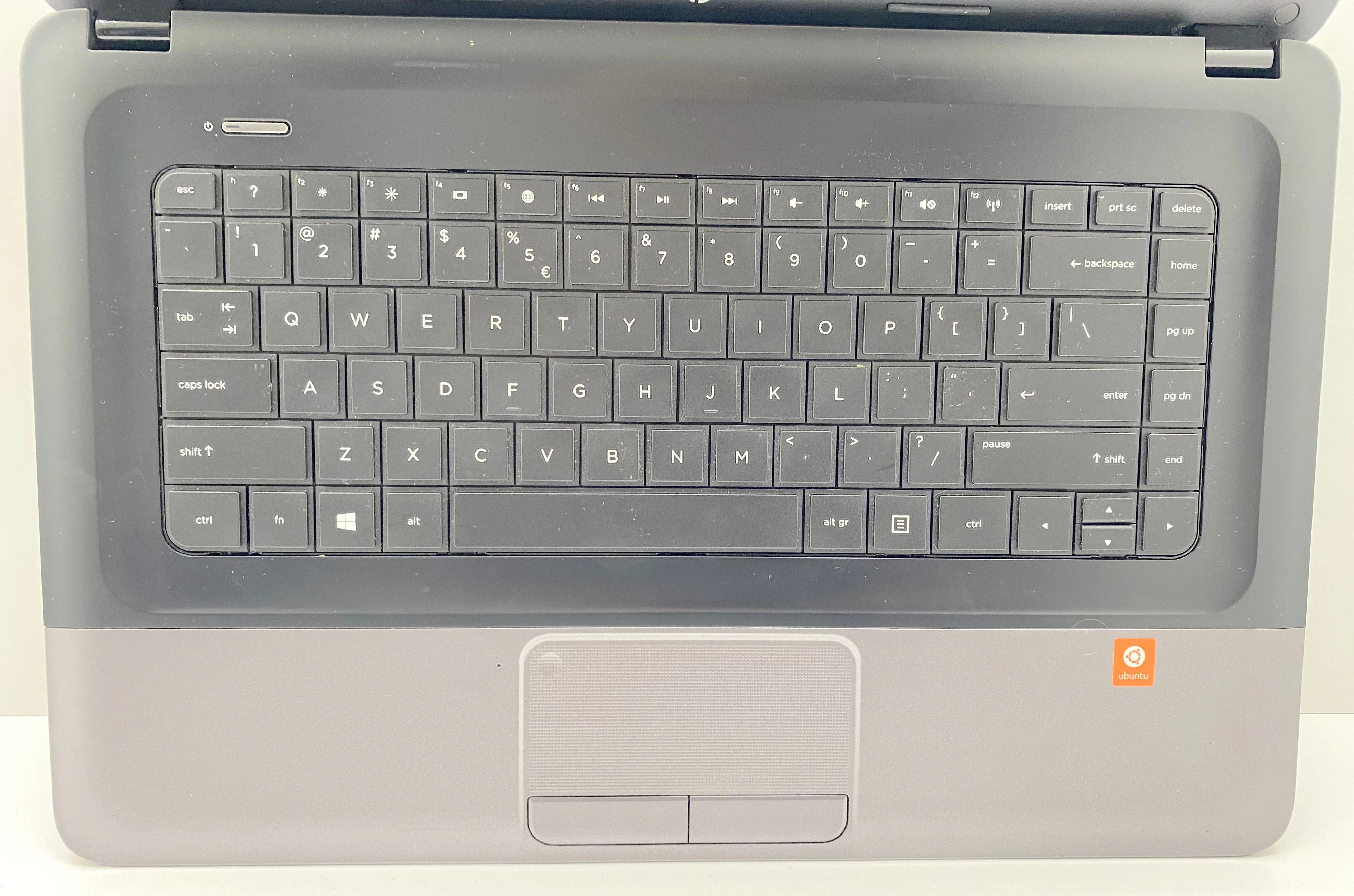 laptop-hp-255-g1-amd-e1-15002gb-ram120gb-hddwin10-stan-uzywany