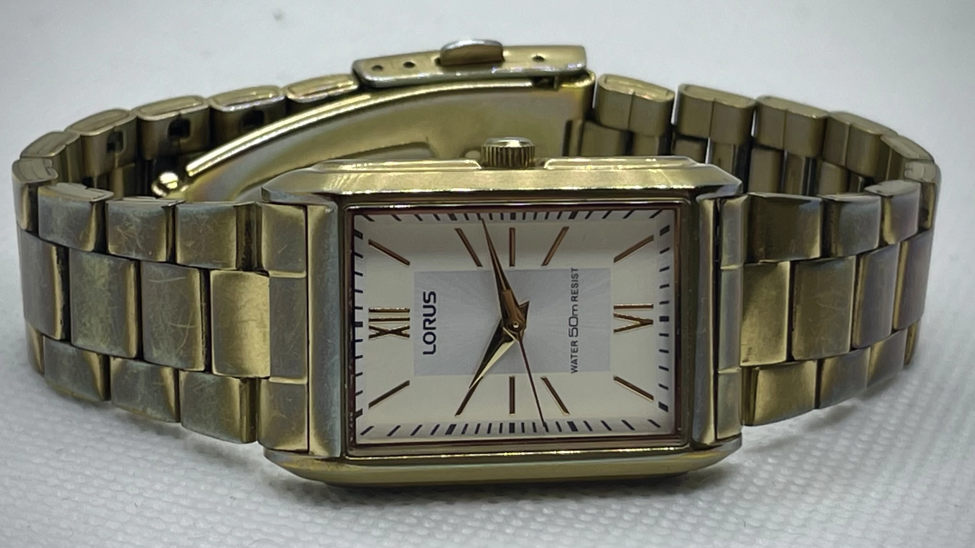 zegarek-damski-lorus-bransoleta-rodzaj-129220-1