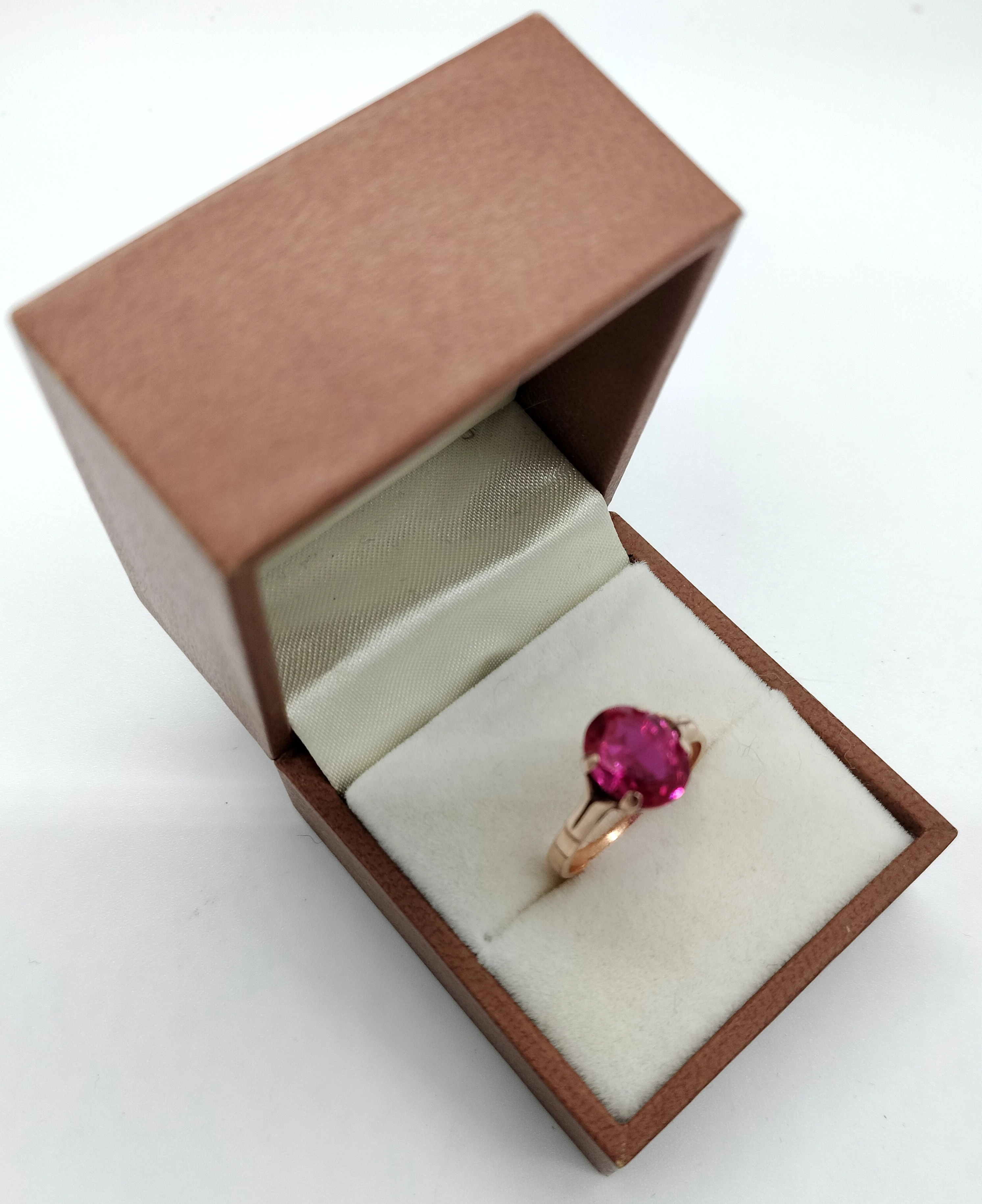 piekny-zloty-pierscionek-z-oczkiem-32g-585-r14-material-15835-2