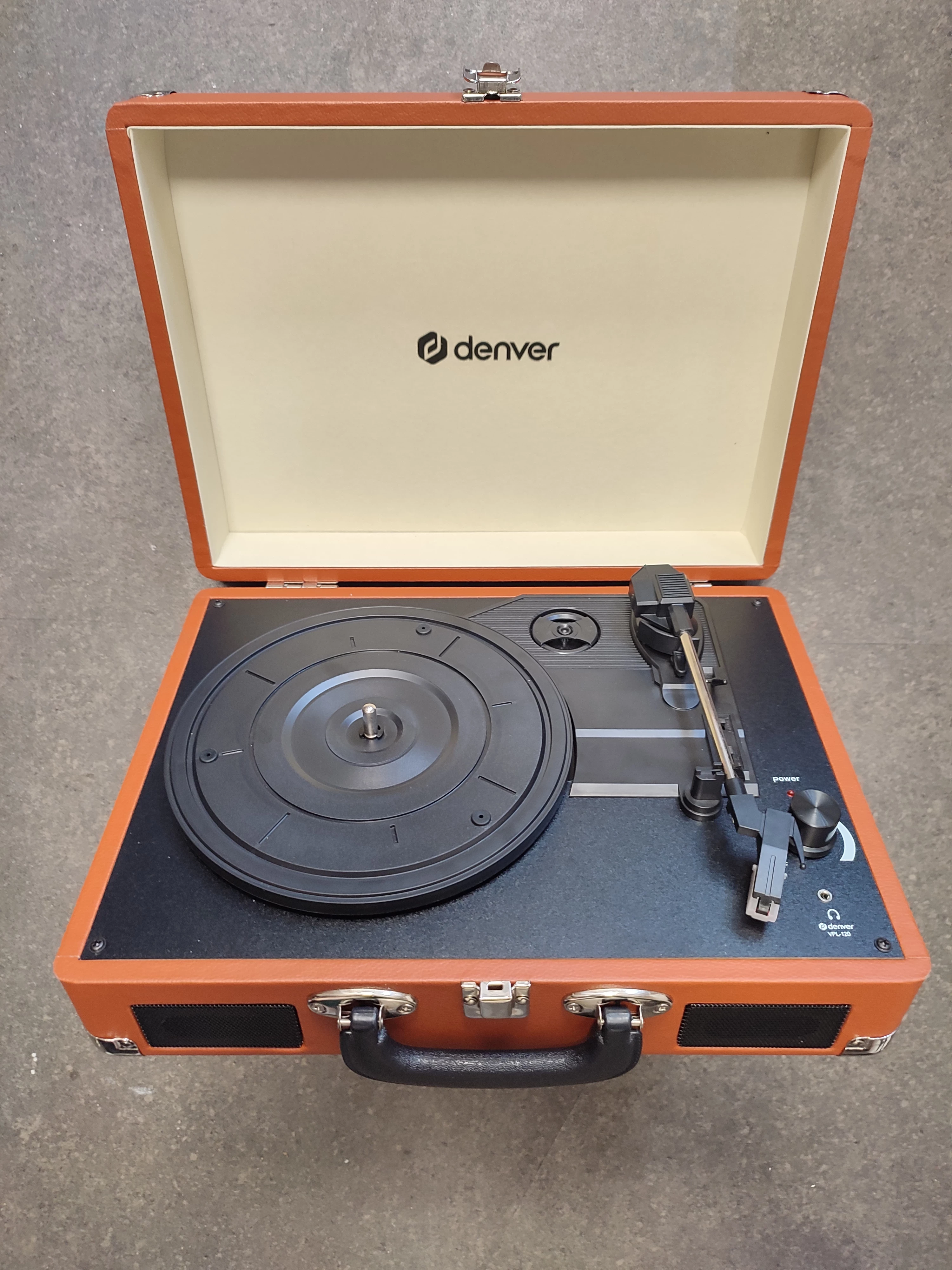 gramofon-denver-5-stycznia-56-wolsztyn-klauf