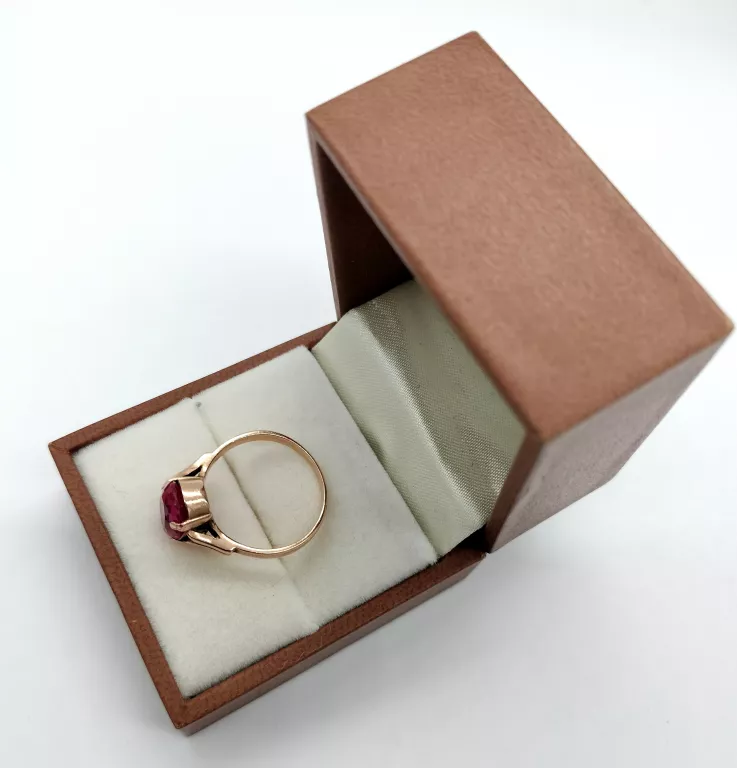 piekny-zloty-pierscionek-z-oczkiem-32g-585-r14-ean-gtin-4364406667837