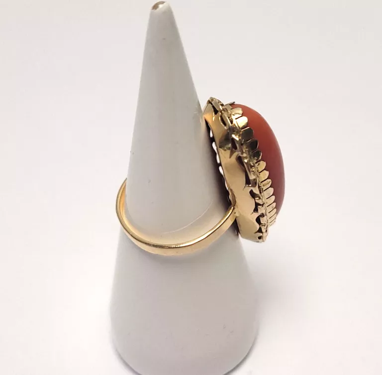 uzywany-zloty-pierscionek-z-koralem-585-907g-r17-rozmiarsrednica-wew-mm-171800