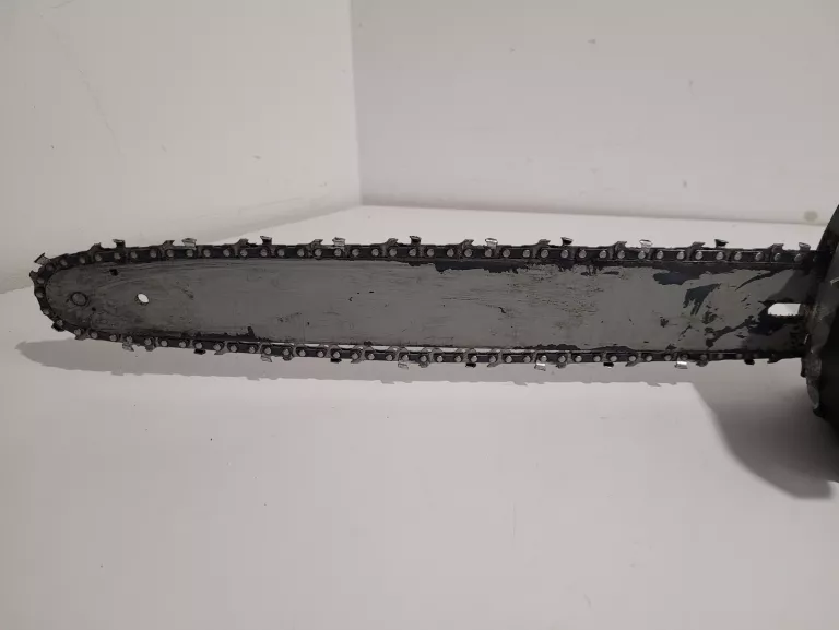 pila-elektryczna-lancuchowa-makita-model-uc4003a-rodzaj-tarczy-tnaca