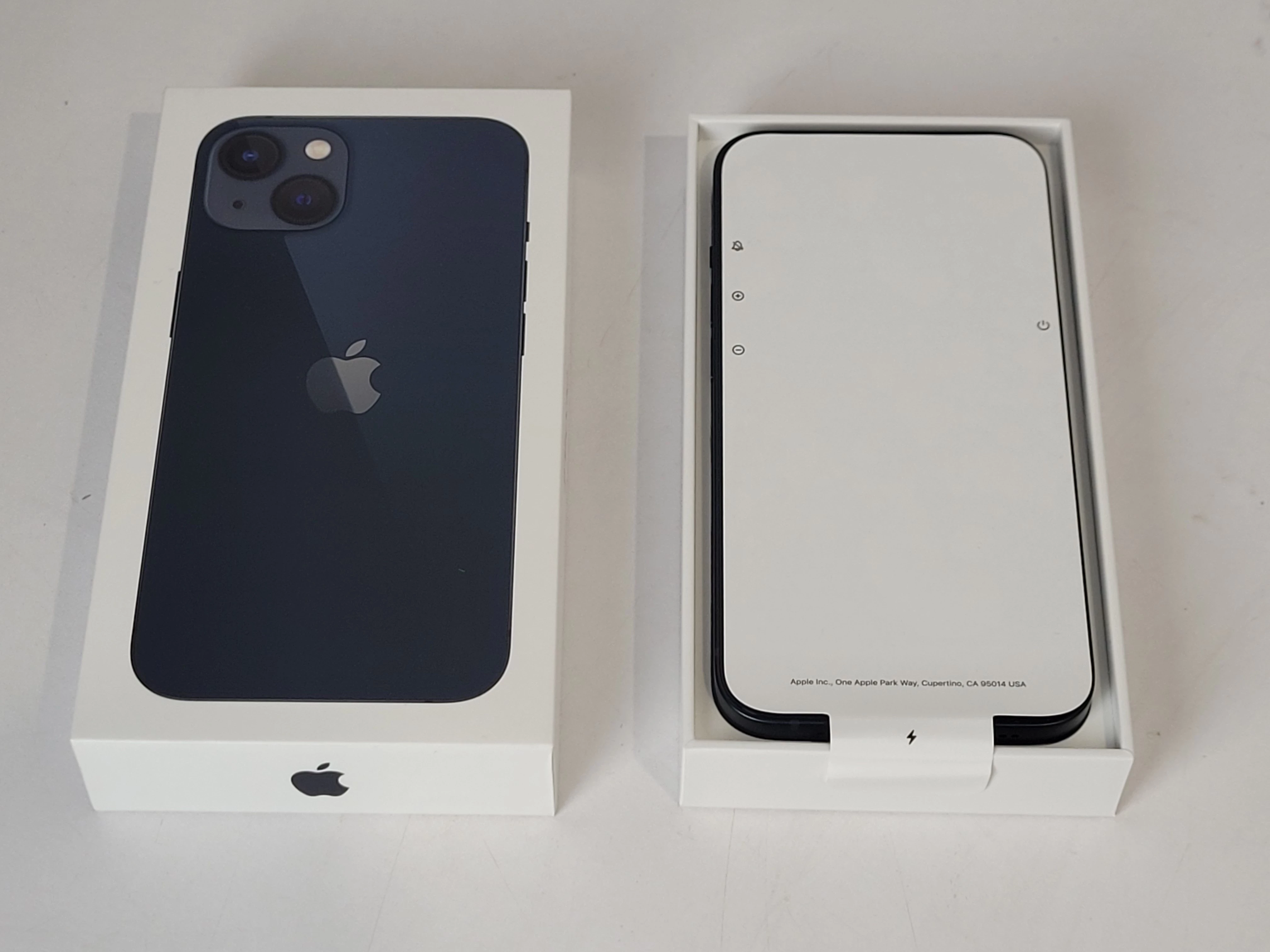 telefon-apple-iphone-13-256-gb-stan-jak-nowy-okazja-kod-producenta-mlq63pma