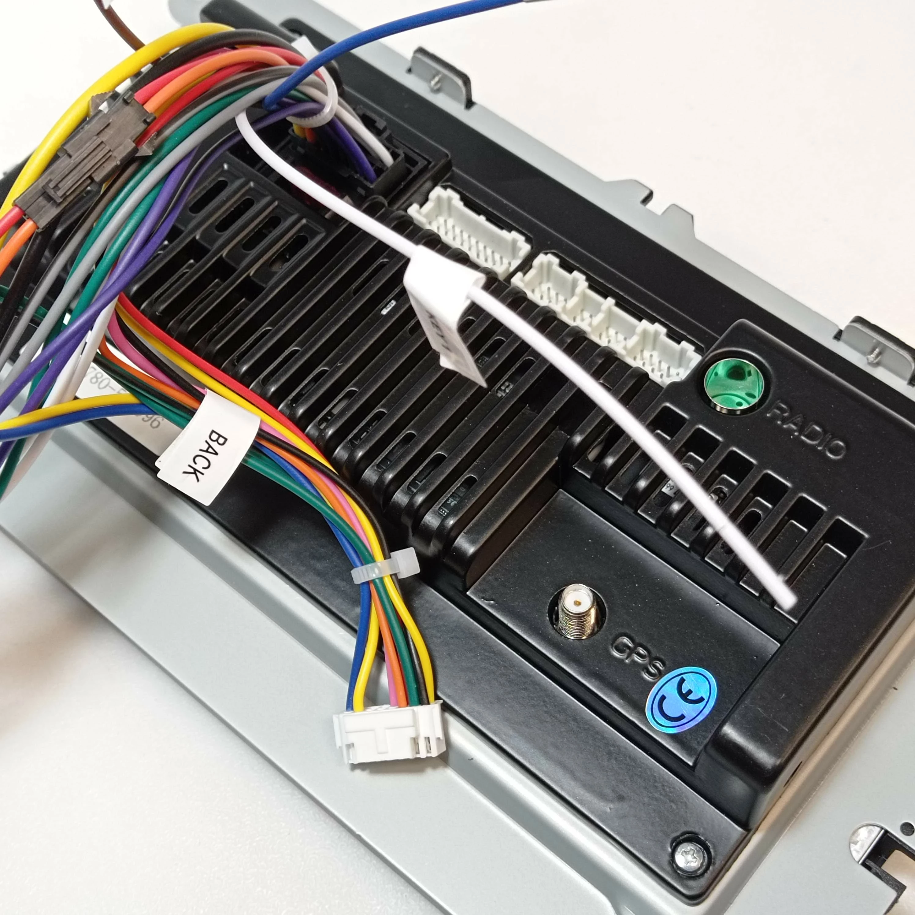 radio-vw-vag-passat-polo-golf-9-cali-android-auto-carplay-322gb-okazja-ean-gtin-4537366814508