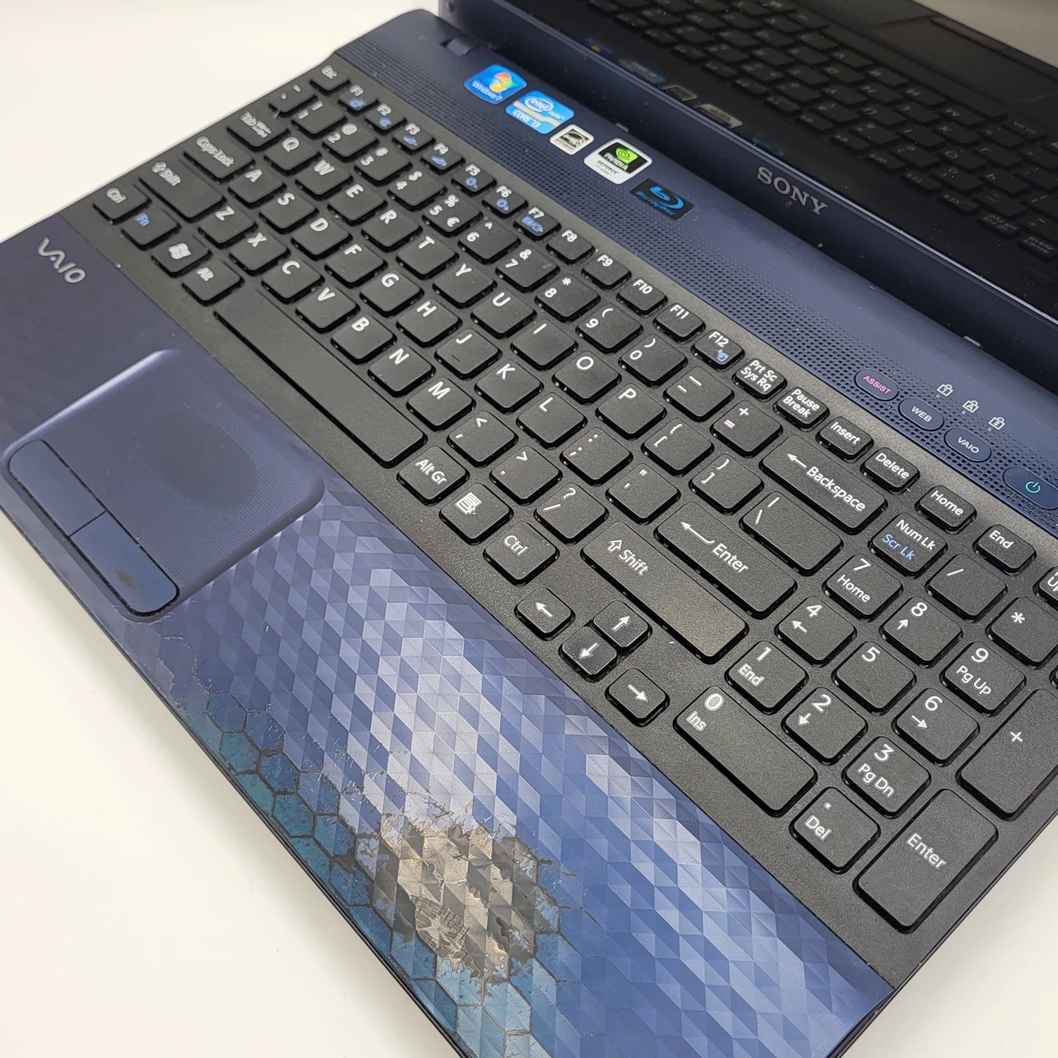 laptop-sony-vaio-pcg-71811m-i3-2310m-6gb-ram-geforce-410m-120gb-liczba-rdzeni-procesora-2