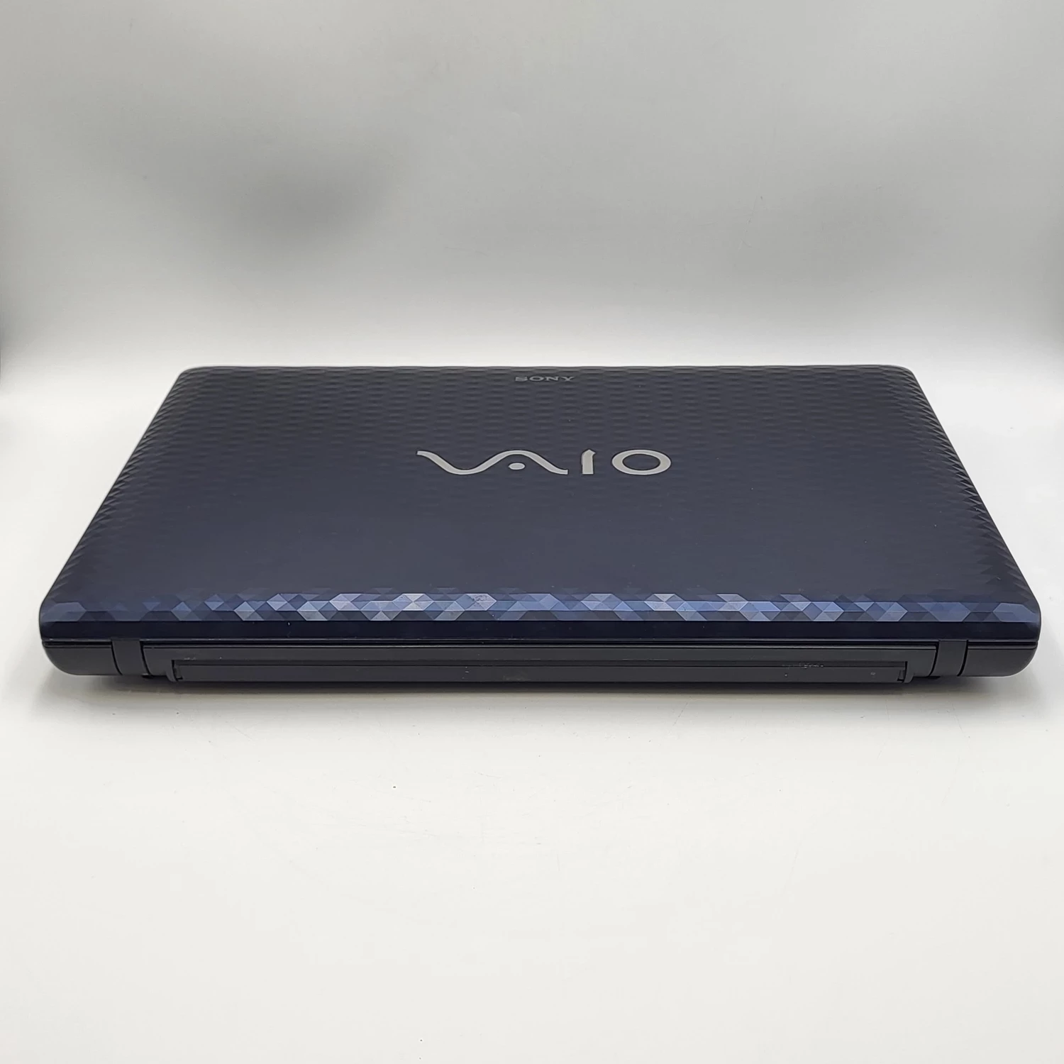 laptop-sony-vaio-pcg-71811m-i3-2310m-6gb-ram-geforce-410m-120gb-przekatna-ekranu-1560