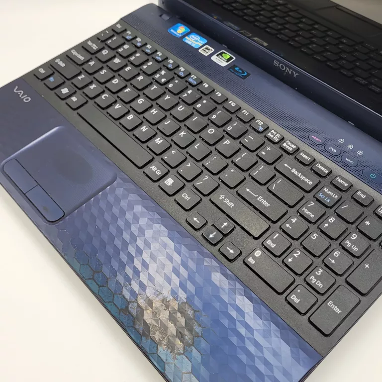 laptop-sony-vaio-pcg-71811m-i3-2310m-6gb-ram-geforce-410m-120gb-liczba-rdzeni-procesora-2