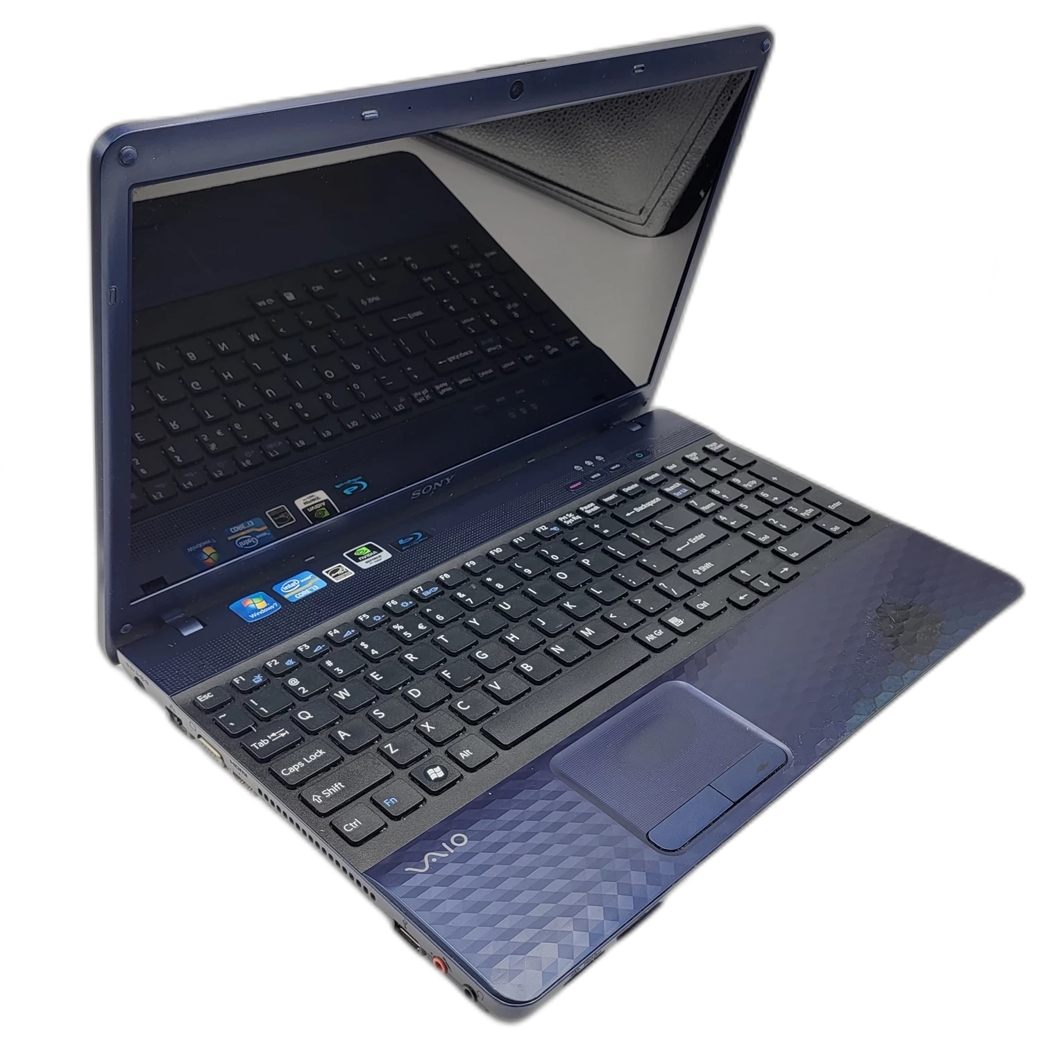 laptop-sony-vaio-pcg-71811m-i3-2310m-6gb-ram-geforce-410m-120gb-kod-producenta-vpceh2m1e