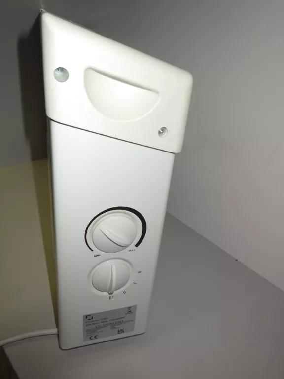 grzejnik-konwektorowy-ch-2010c-2000w-j-moc-maksymalna-2000