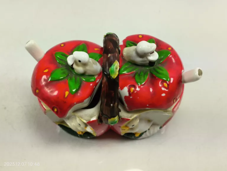 POJEMNIKI NA PRZYPRAWY PORCELANA