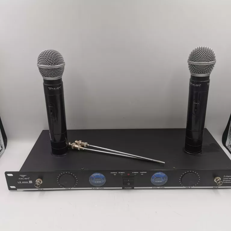 MIKROFON AZUSA LS-82 ZESTAW BEZPRZEWODOWY 2-KANAŁ