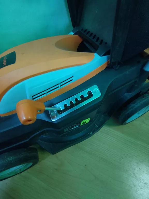 KOSIARKA ELEKTRYCZNA HANDY YK1700