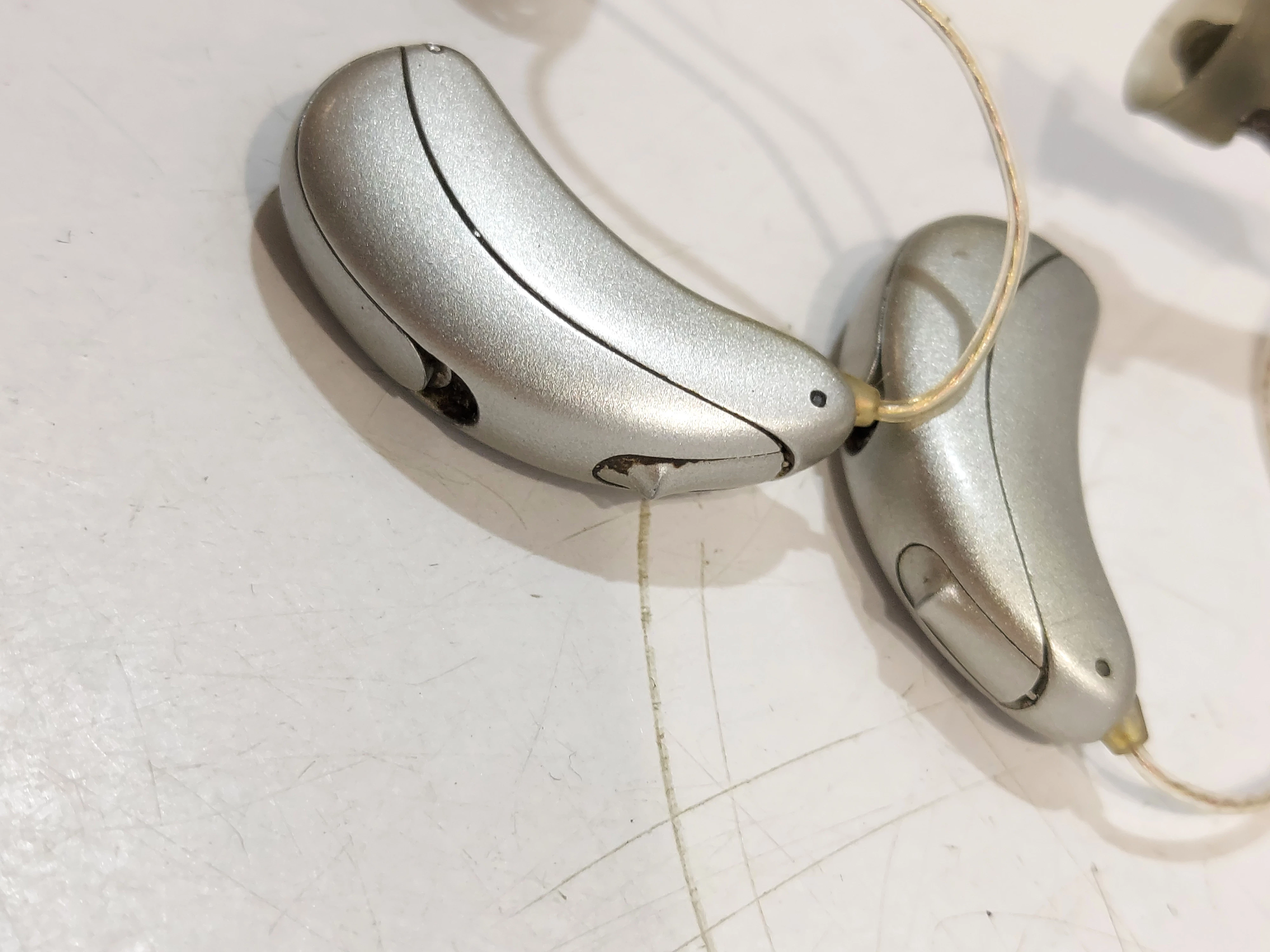 aparat-sluchowy-unitron-t-moxi-fit-600-typ-aparat-sluchowy