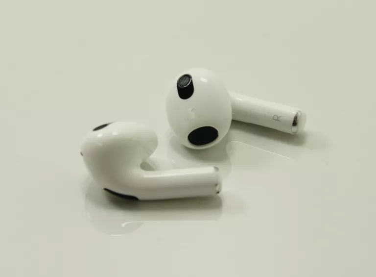 AIRPODS GEN 3 A2566