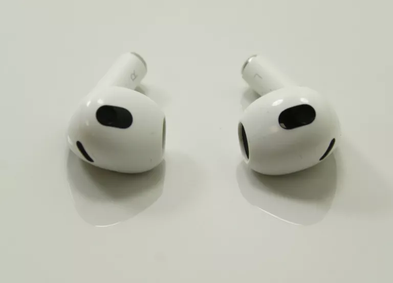 AIRPODS GEN 3 A2566