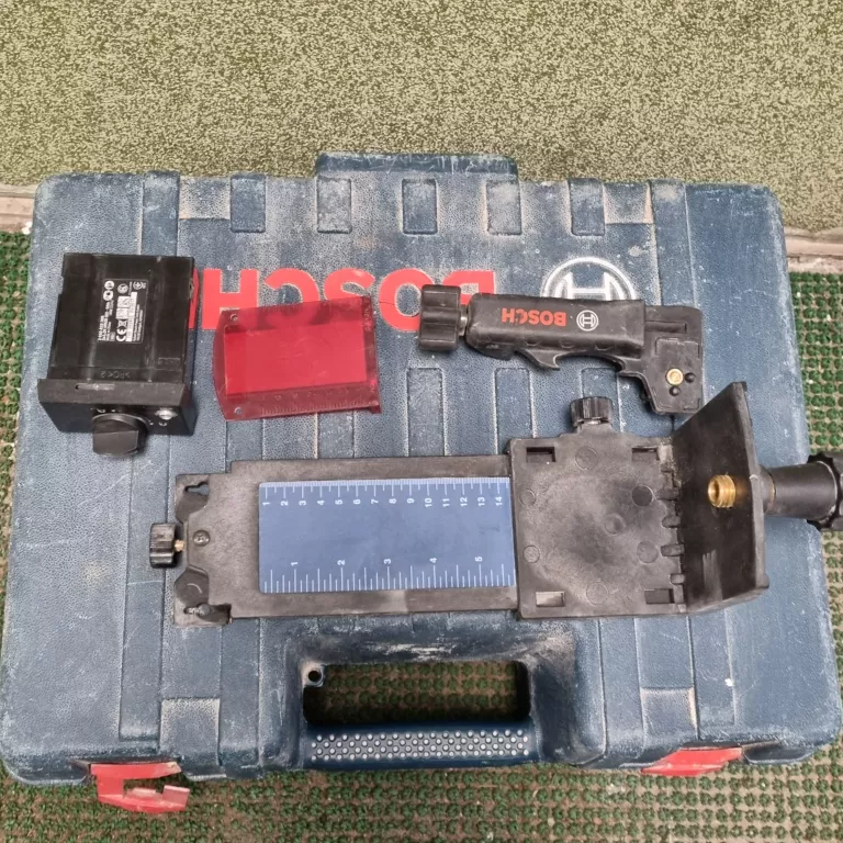 NIWELATOR LASER ROTACYJNY BOSCH GRL 300 HV WALIZKA