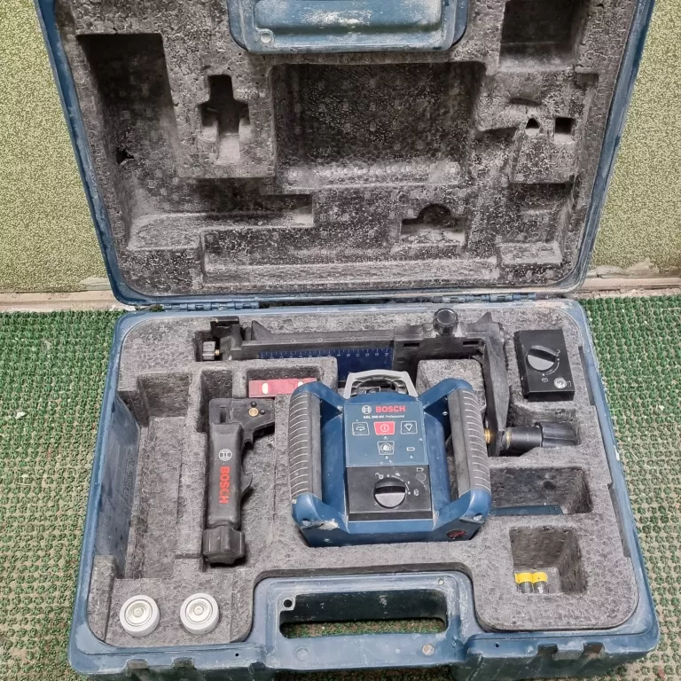 NIWELATOR LASER ROTACYJNY BOSCH GRL 300 HV WALIZKA