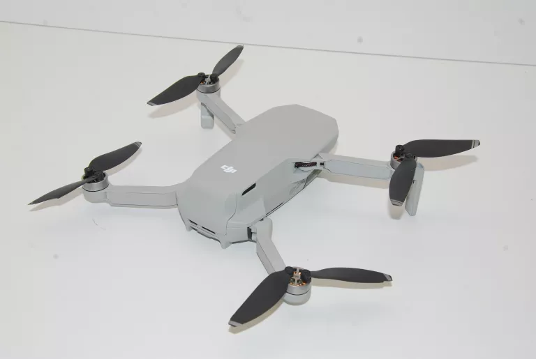DRON DJI MAVIC MINI POKROWIEC 3 X AKU KOMPLET 4K FPV