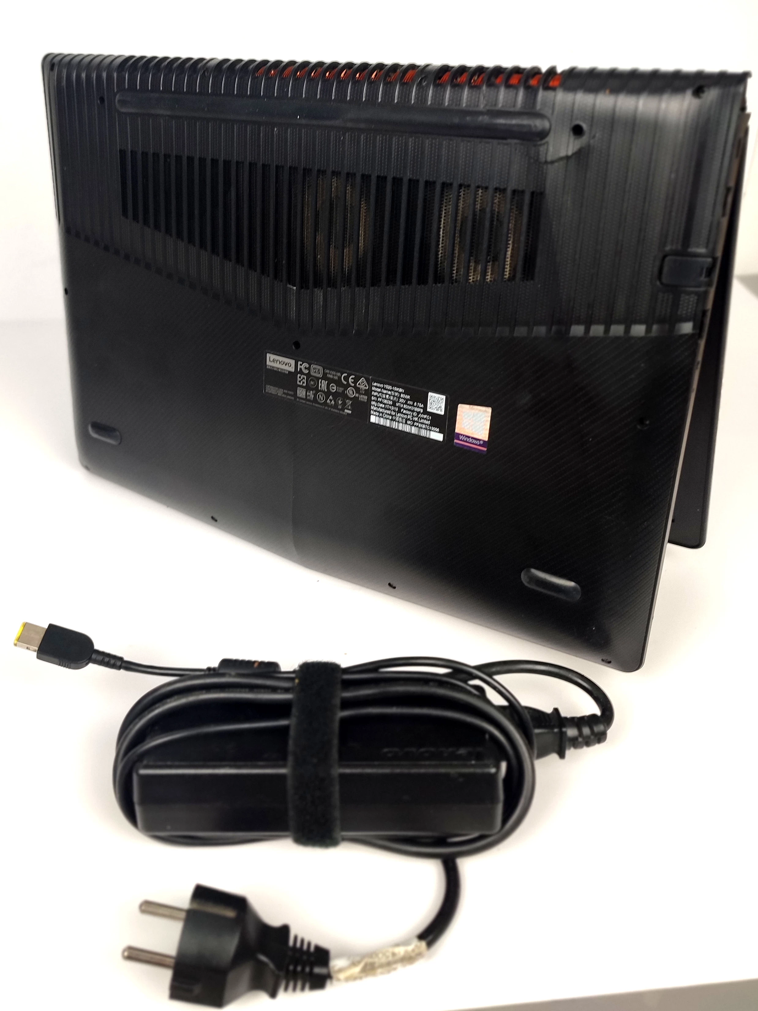 laptop-lenovo-legion-y520-15ikbn-80wk-156-kod-producenta-80wk012hpb