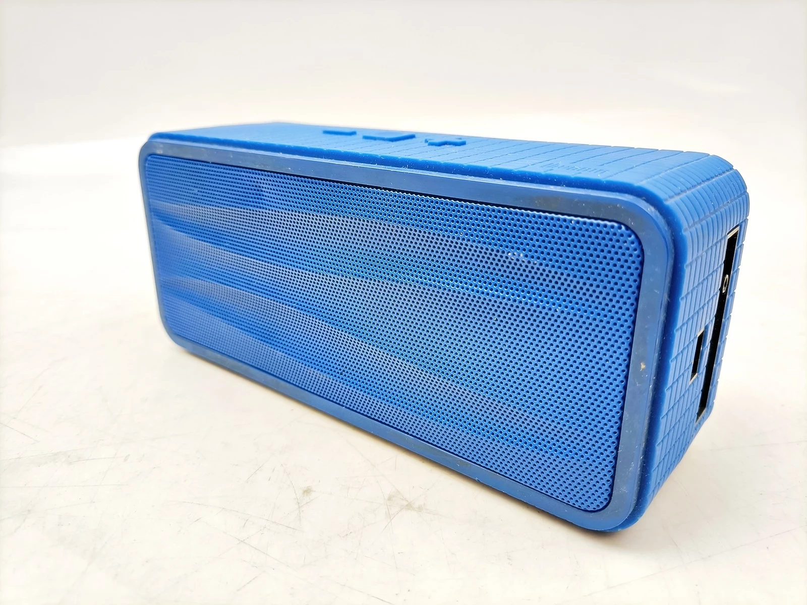 glosnik-divoom-onbeat-200-bt-niebieski-kolor-niebieski