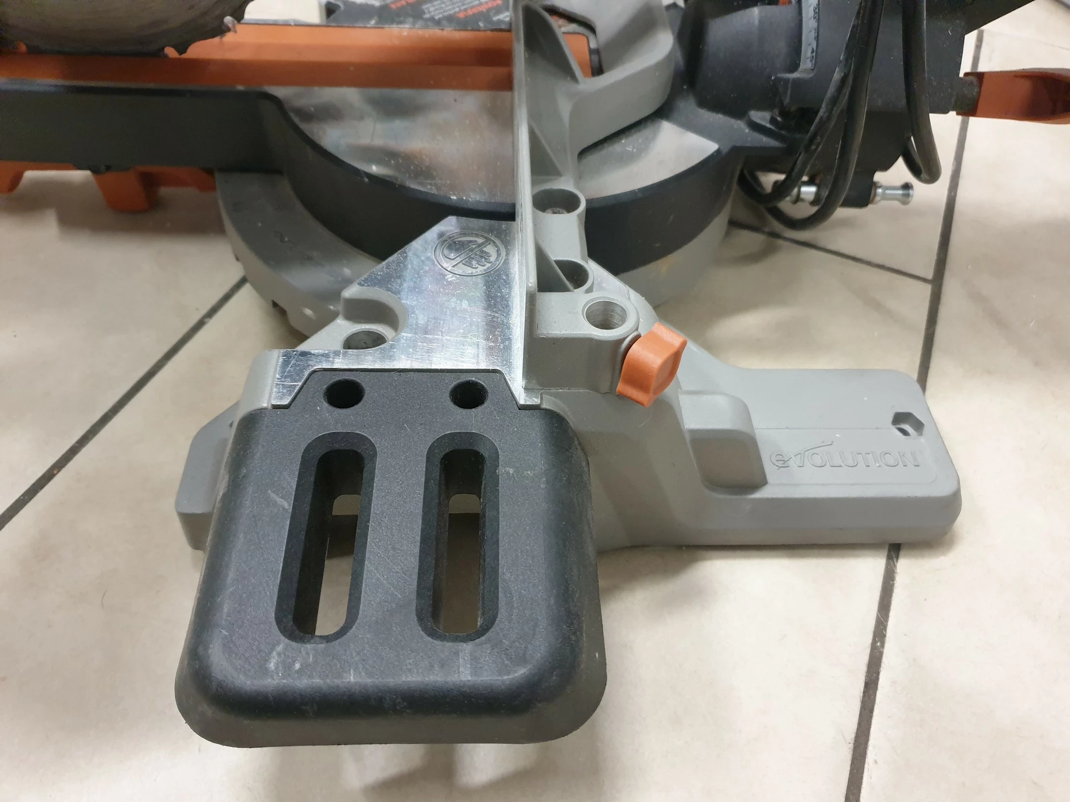 pila-ukosnica-evolution-r210-1500w-wroclawska-6-opole-sj