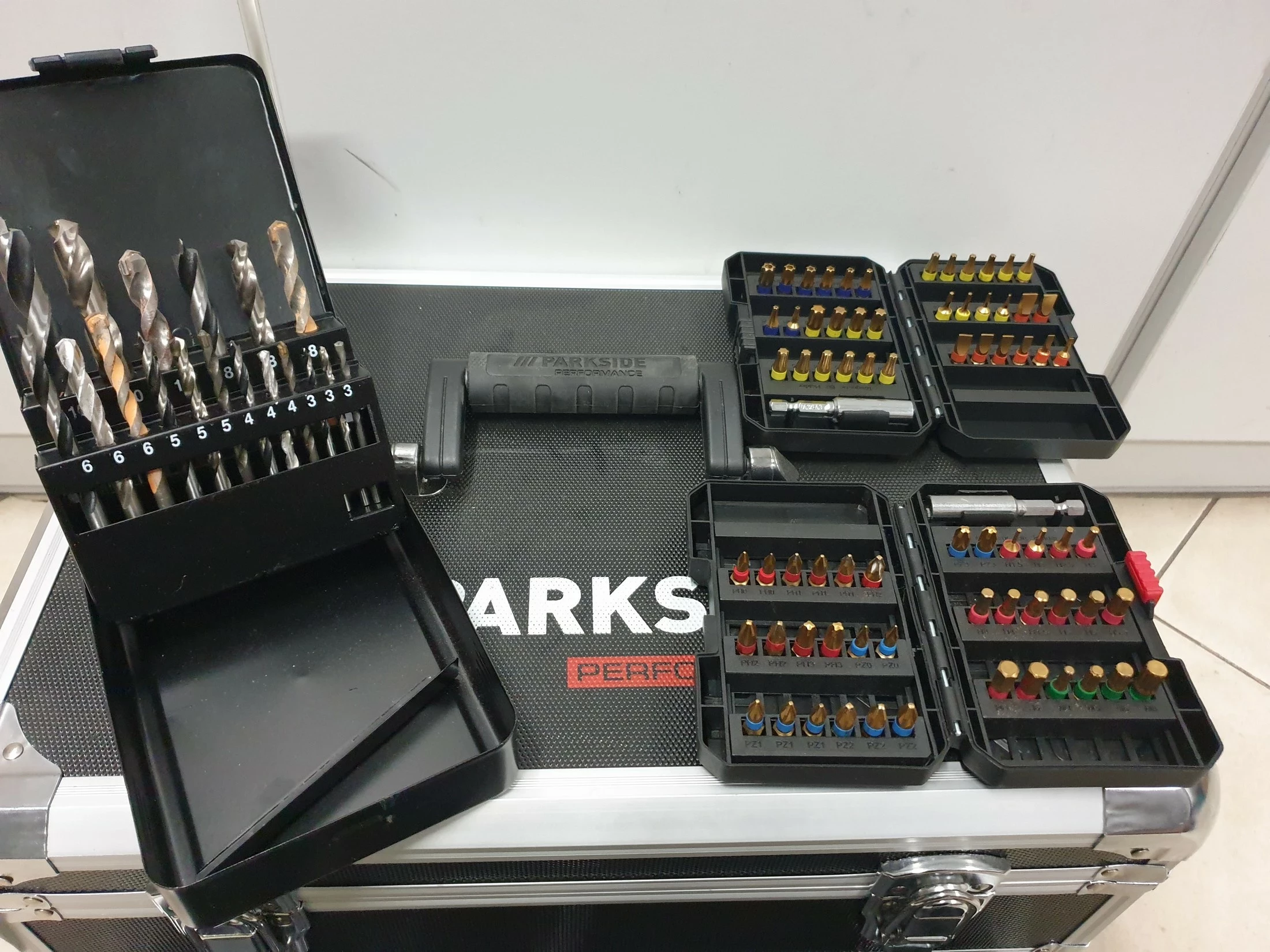 zestaw-narzedzi-parkside-performance-psbsap-20-li-stan-uzywany