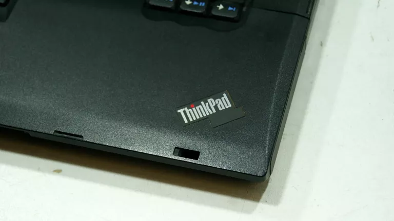 super-laptop-lenovo-r61-4gb-ram-128gb-win-10-pro-seria-procesora-intel-core-2-duo