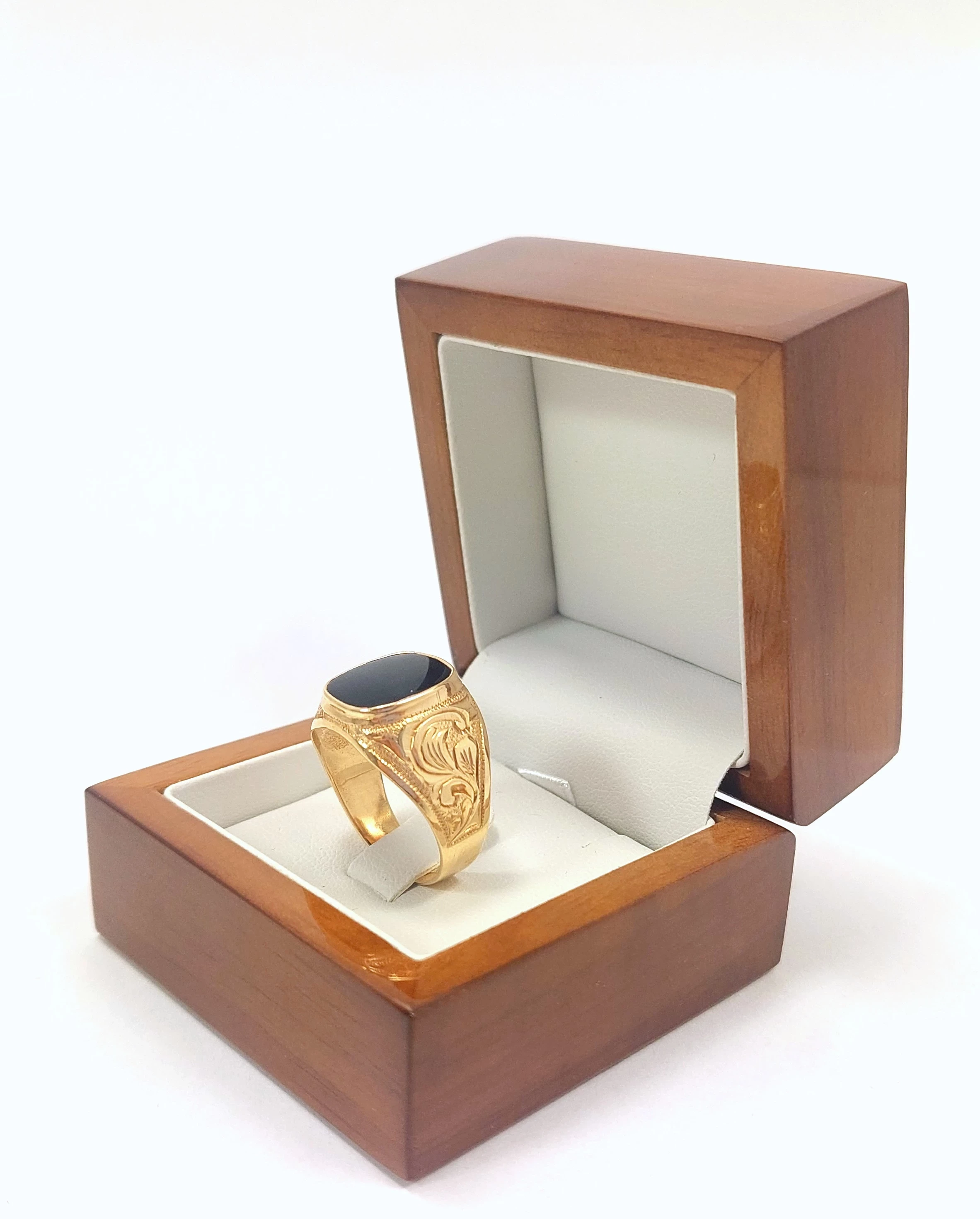 zloty-meski-sygnet-z-onyksem-585w655r25-product-id