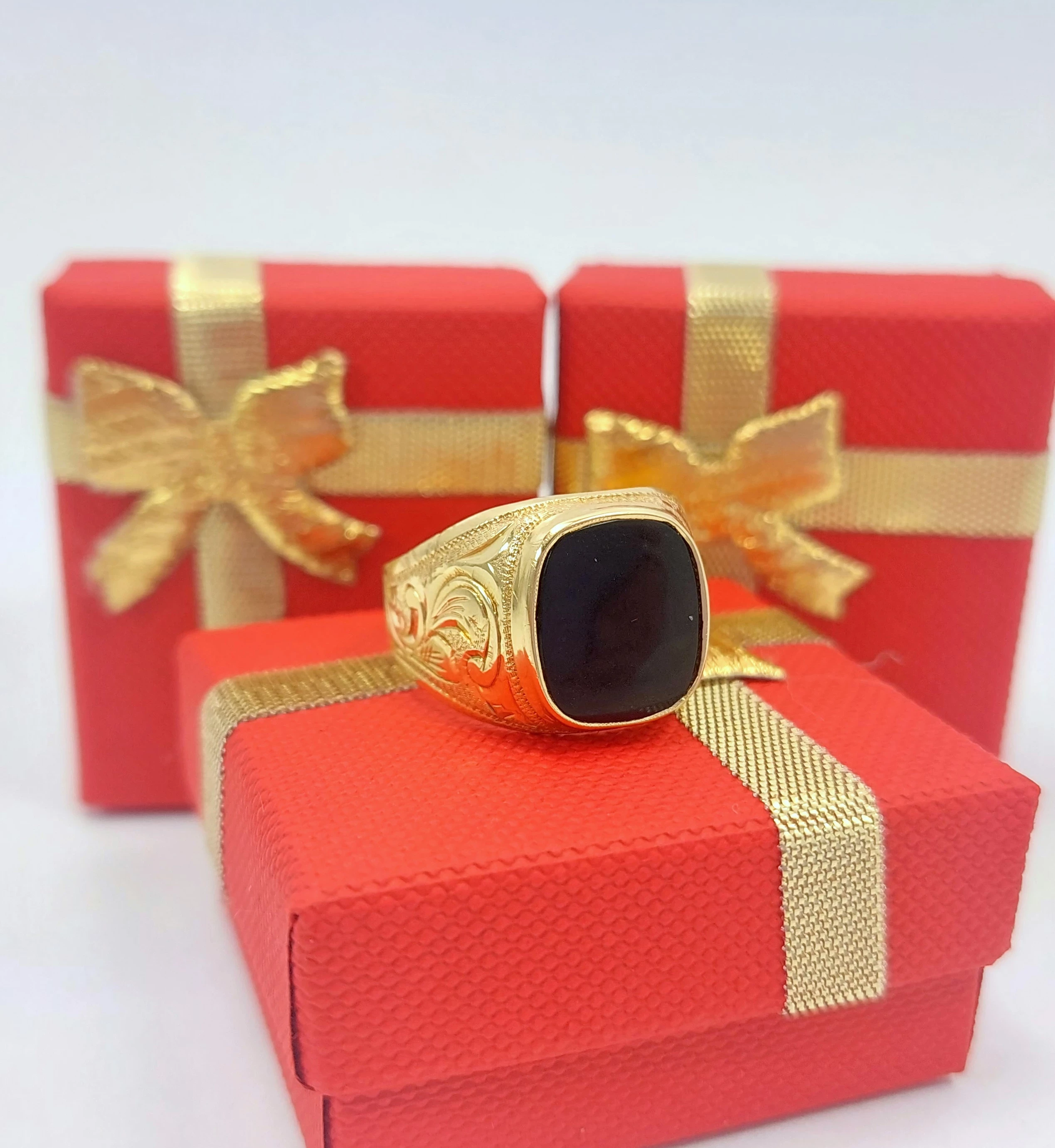 zloty-meski-sygnet-z-onyksem-585w655r25-stan-uzywany