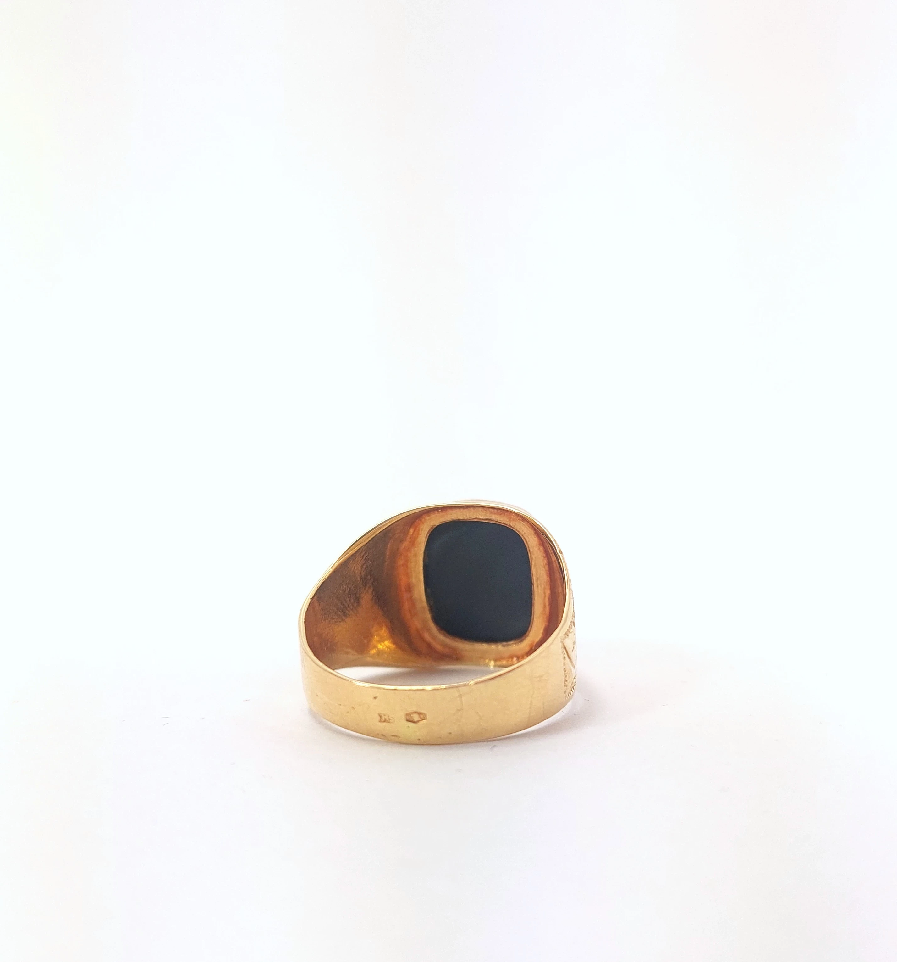 zloty-meski-sygnet-z-onyksem-585w655r25-kolor-dominujacy-zloty