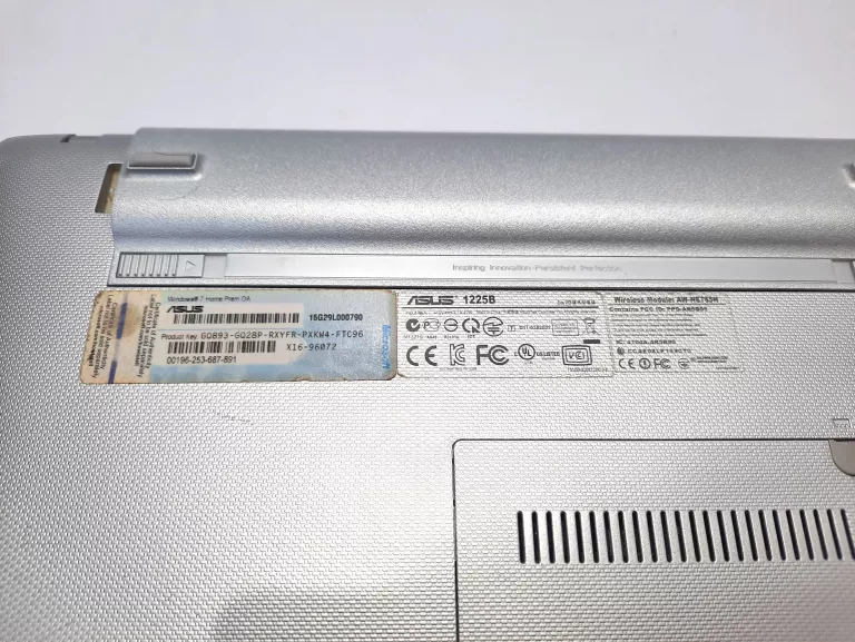 LAPTOP ASUS 1225B
