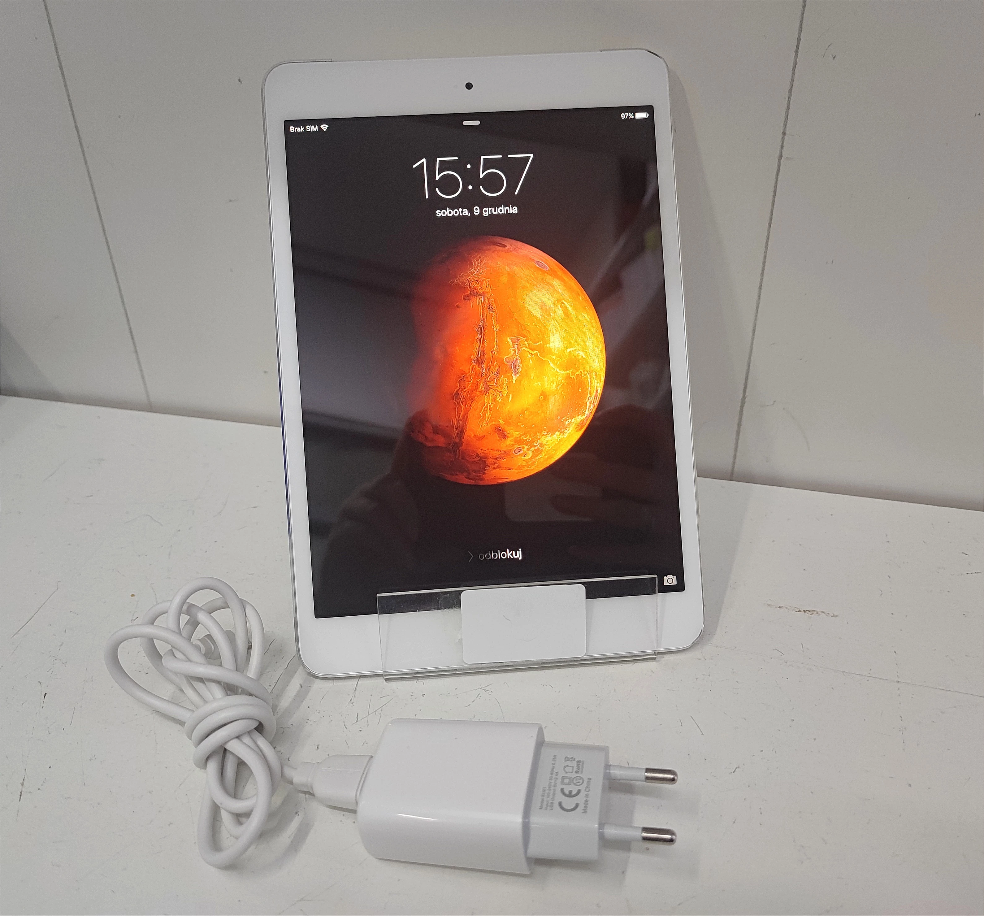 tablet-apple-ipad-mini-a1455-ladowarka-kolor-bialy