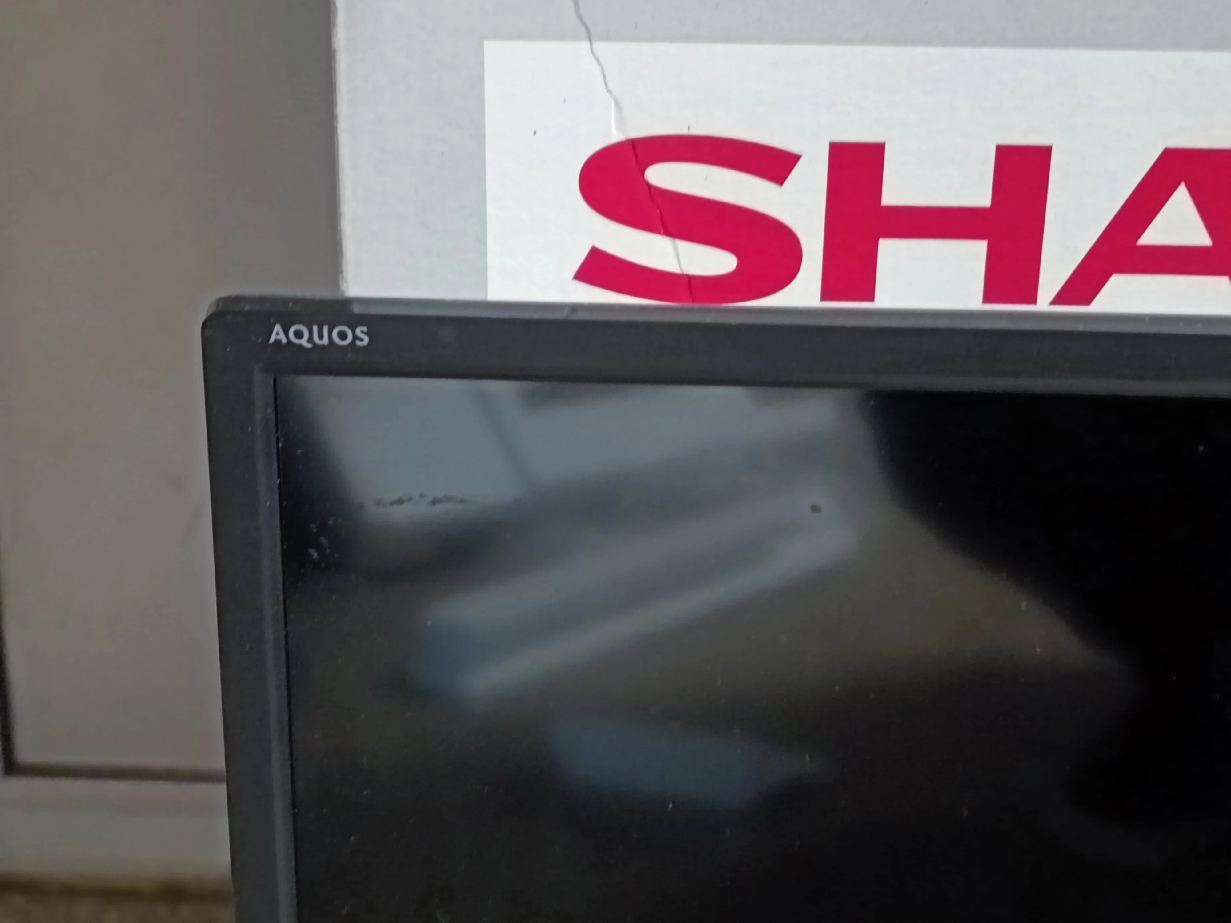sharp-aquos-lc-40cfe6242e-led-40-cali-smart-tv-dvbt-2-kod-producenta-lc-40cfe6242e