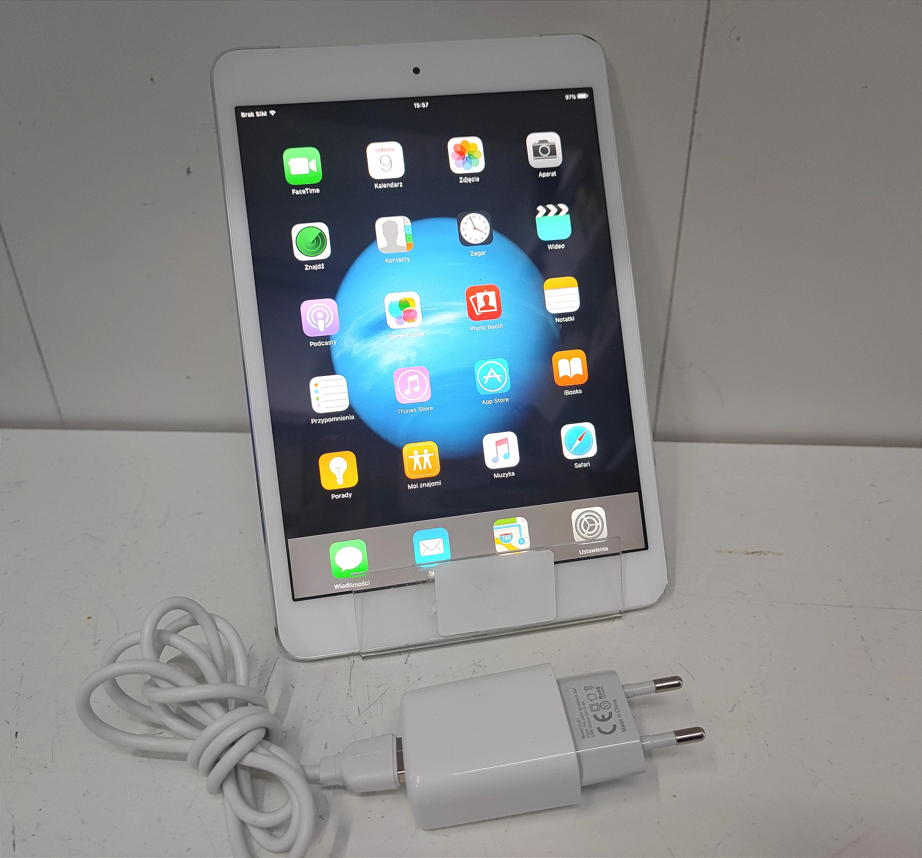tablet-apple-ipad-mini-a1455-ladowarka-rynek-4-staszow