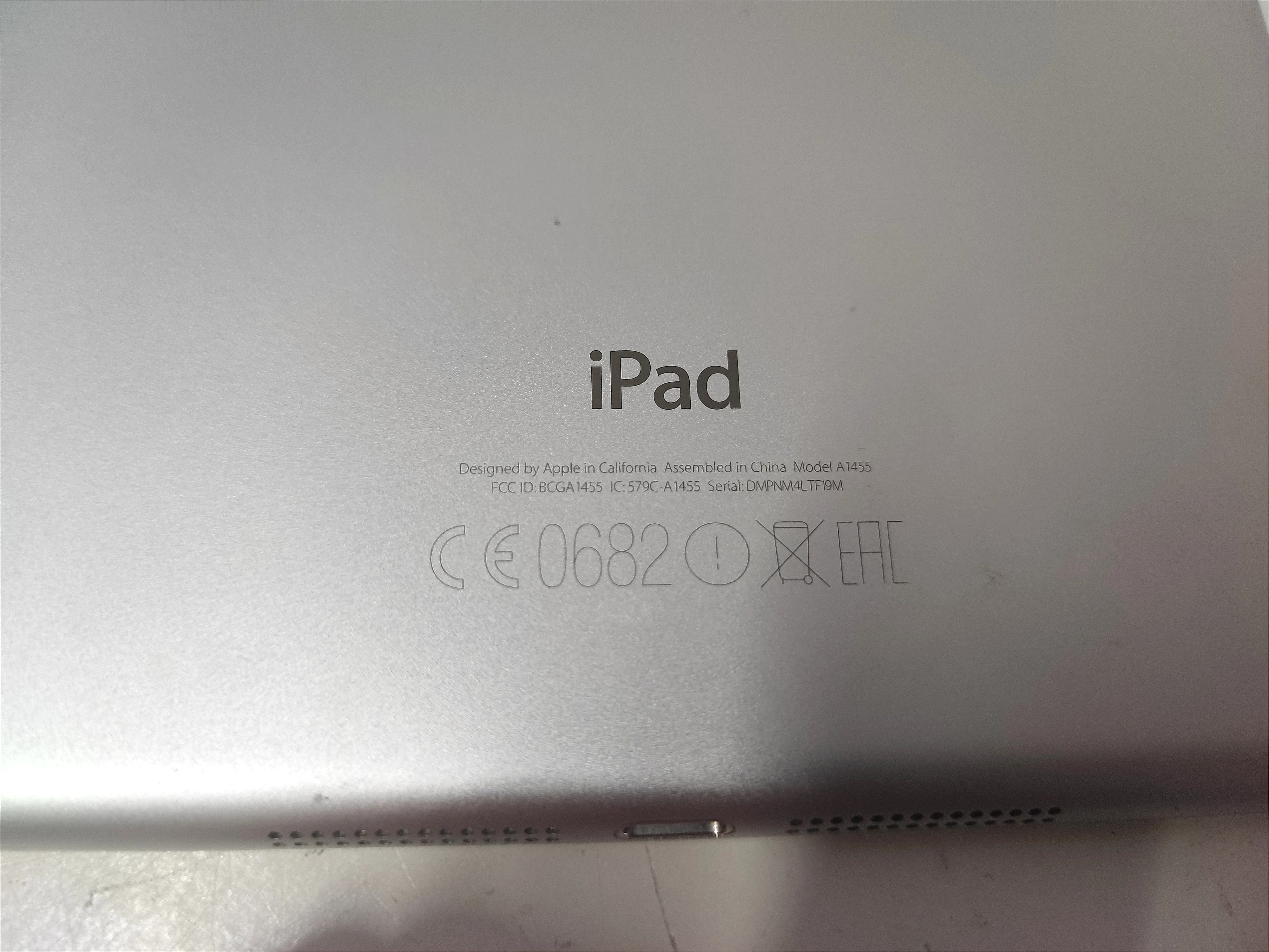 tablet-apple-ipad-mini-a1455-ladowarka-kod-producenta-md543ba