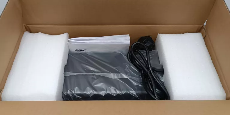 ZASILACZ UPS APC BX750MI-GR 750 VA 410 W